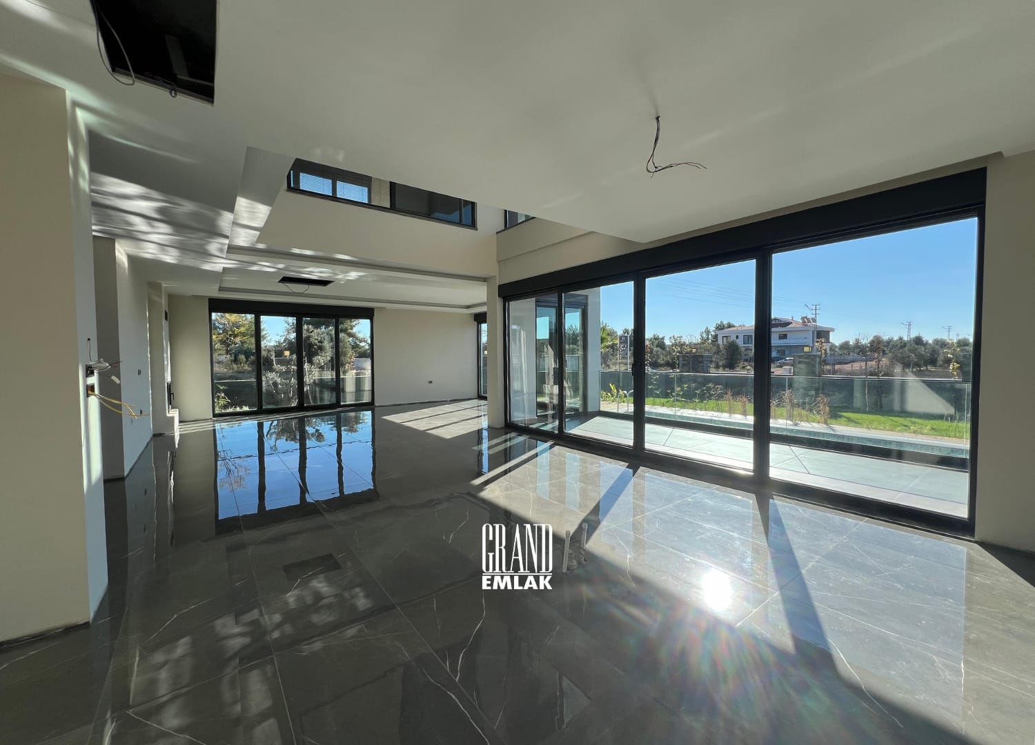 Döşemaltı Yeşilbayır’da Full Donanımlı Lüks 4+1 Akıllı Villa (emre alkan) (1500 x 1080 piksel) (13)