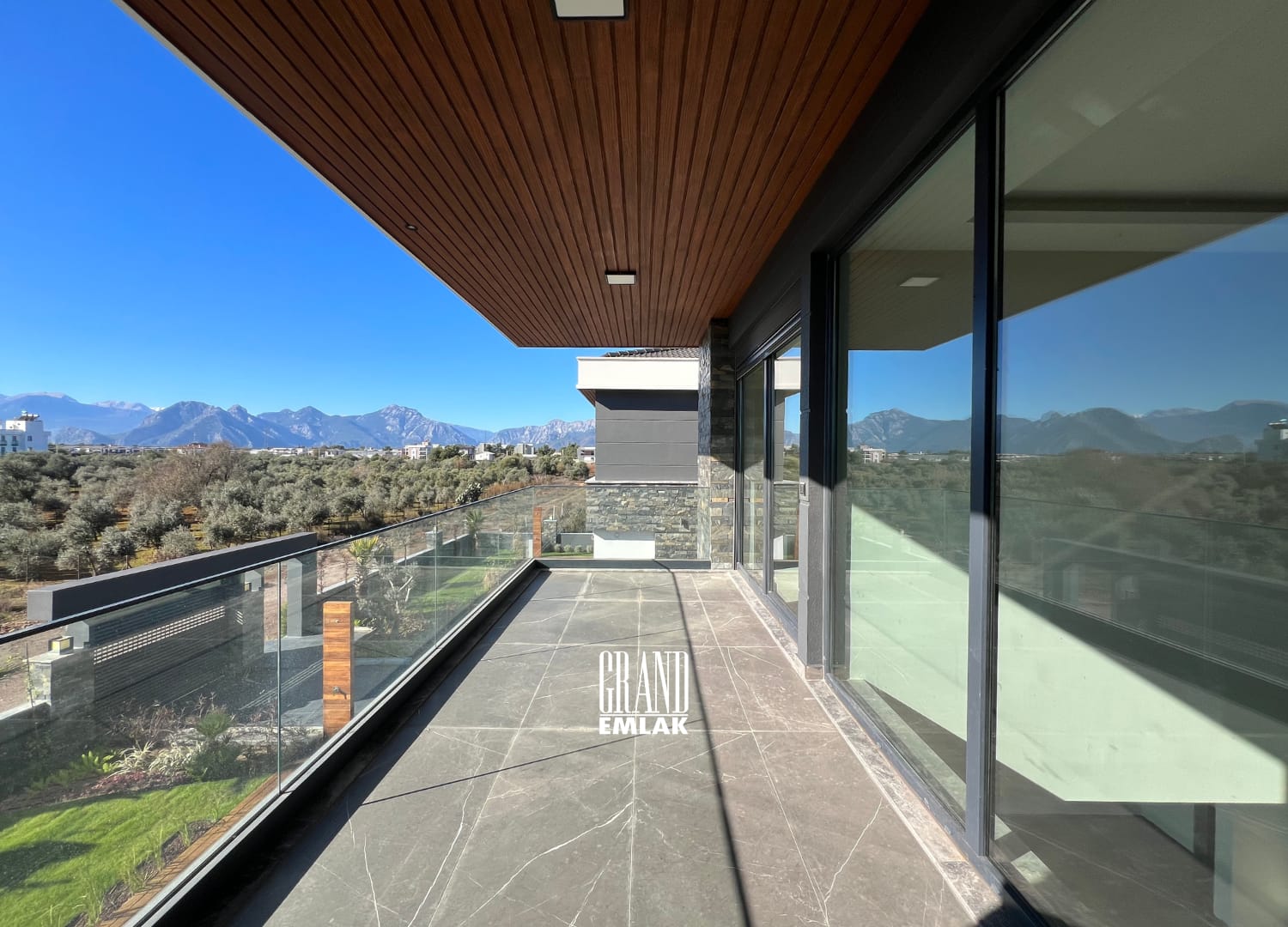 Döşemaltı Yeşilbayır’da Full Donanımlı Lüks 4+1 Akıllı Villa (emre alkan) (1500 x 1080 piksel) (15)