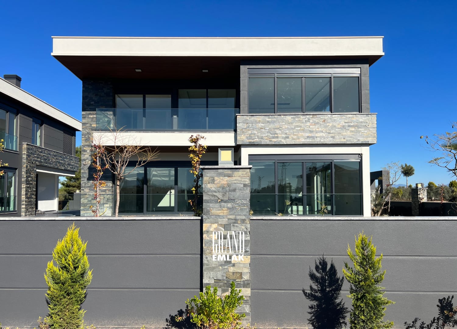 Döşemaltı Yeşilbayır’da Full Donanımlı Lüks 4+1 Akıllı Villa (emre alkan) (1500 x 1080 piksel) (4)