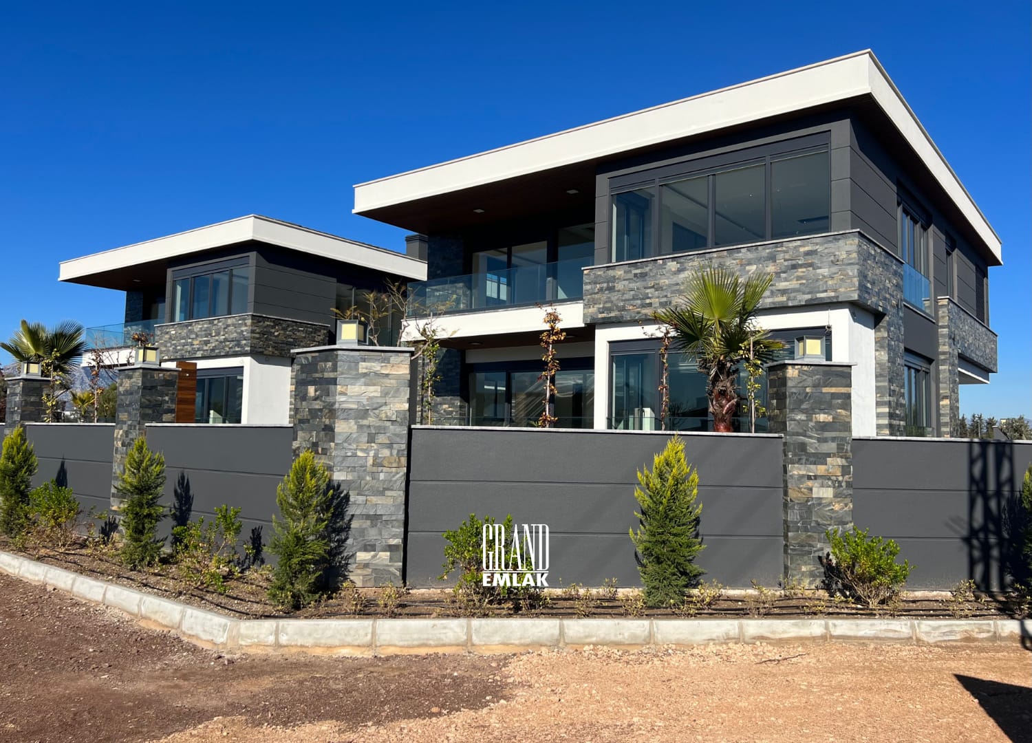 Döşemaltı Yeşilbayır’da Full Donanımlı Lüks 4+1 Akıllı Villa (emre alkan) (1500 x 1080 piksel) (5)