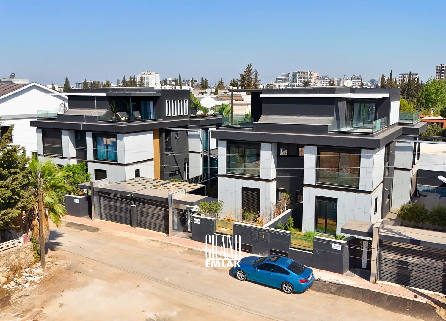 ERMENEK MAHALLESİNDE DENİZ MANZARALI SATILIK 5+1 VİLLA CAN ÖZDEMİR (2) – Kopya