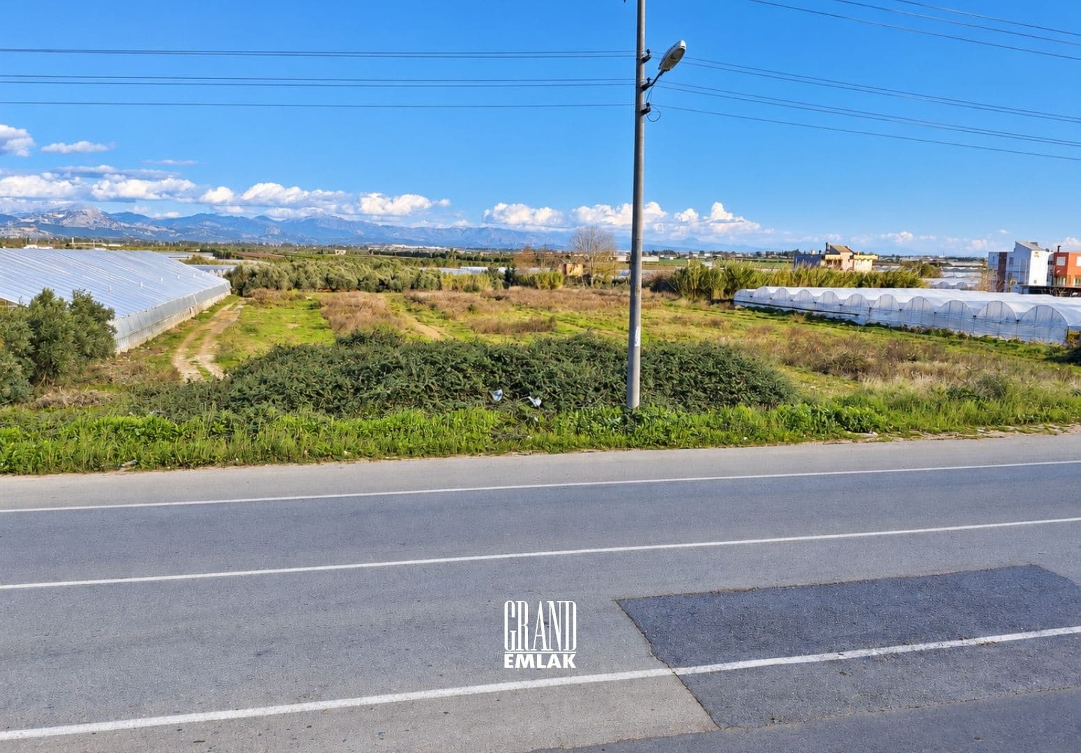 Aksu Çalkaya’da İmara Sınır, Resmi Yollu 10.048 m² Satılık Sebze Bahçesi (3)