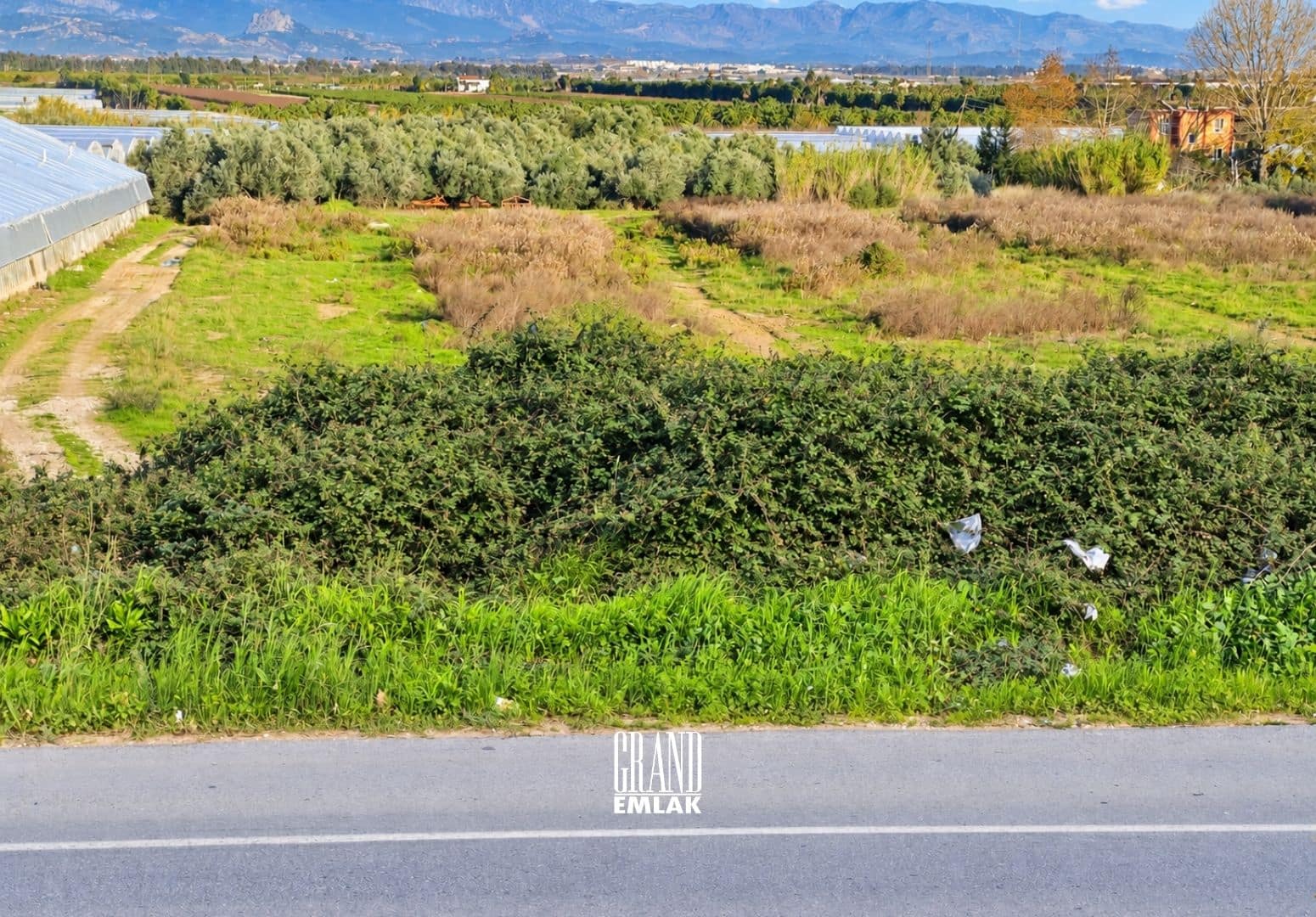 Aksu Çalkaya’da İmara Sınır, Resmi Yollu 10.048 m² Satılık Sebze Bahçesi (5)