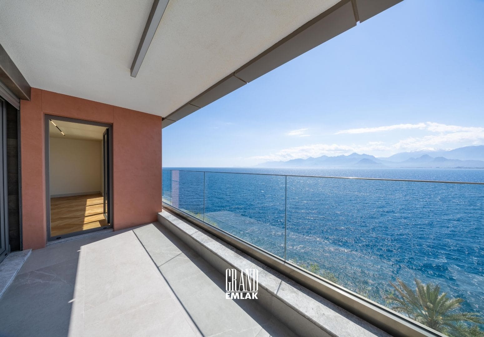 Antalya Işıklar’da Satılık Deni̇ze Sıfır, 238 M² Ultra Lüks 4+1 Çatı Dubleksi̇ (10)