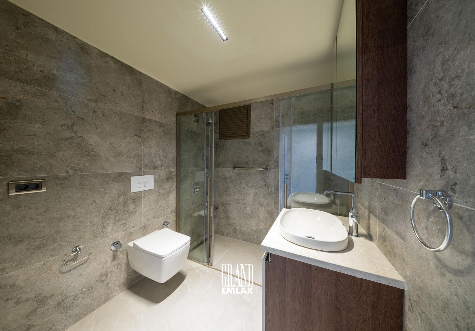 Antalya Işıklar’da Satılık Deni̇ze Sıfır, 238 M² Ultra Lüks 4+1 Çatı Dubleksi̇ (12)