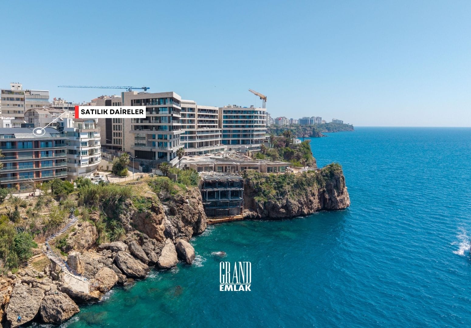 Antalya Işıklar’da Sirius Manzara’da Satılık Deni̇ze Sıfır 3+1 Daire (1)