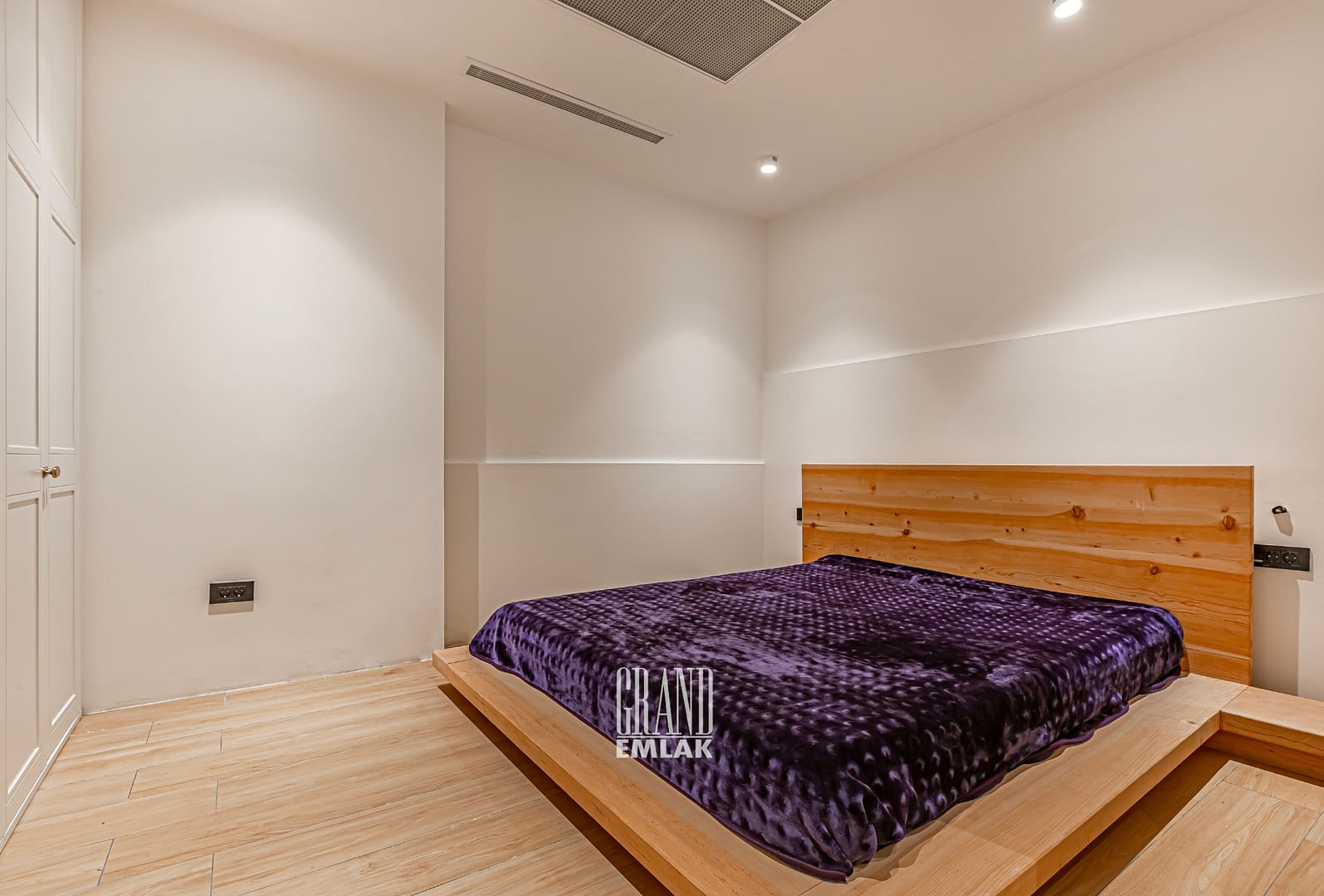 Geyikbayırı’nda Prestij, Lüks ve Konforun Buluştuğu, Deniz ve Doğa Manzaralı 5+1 Satılık Villa (1920 x 1300 piksel) (2220 x 1300 piksel) ( (25)