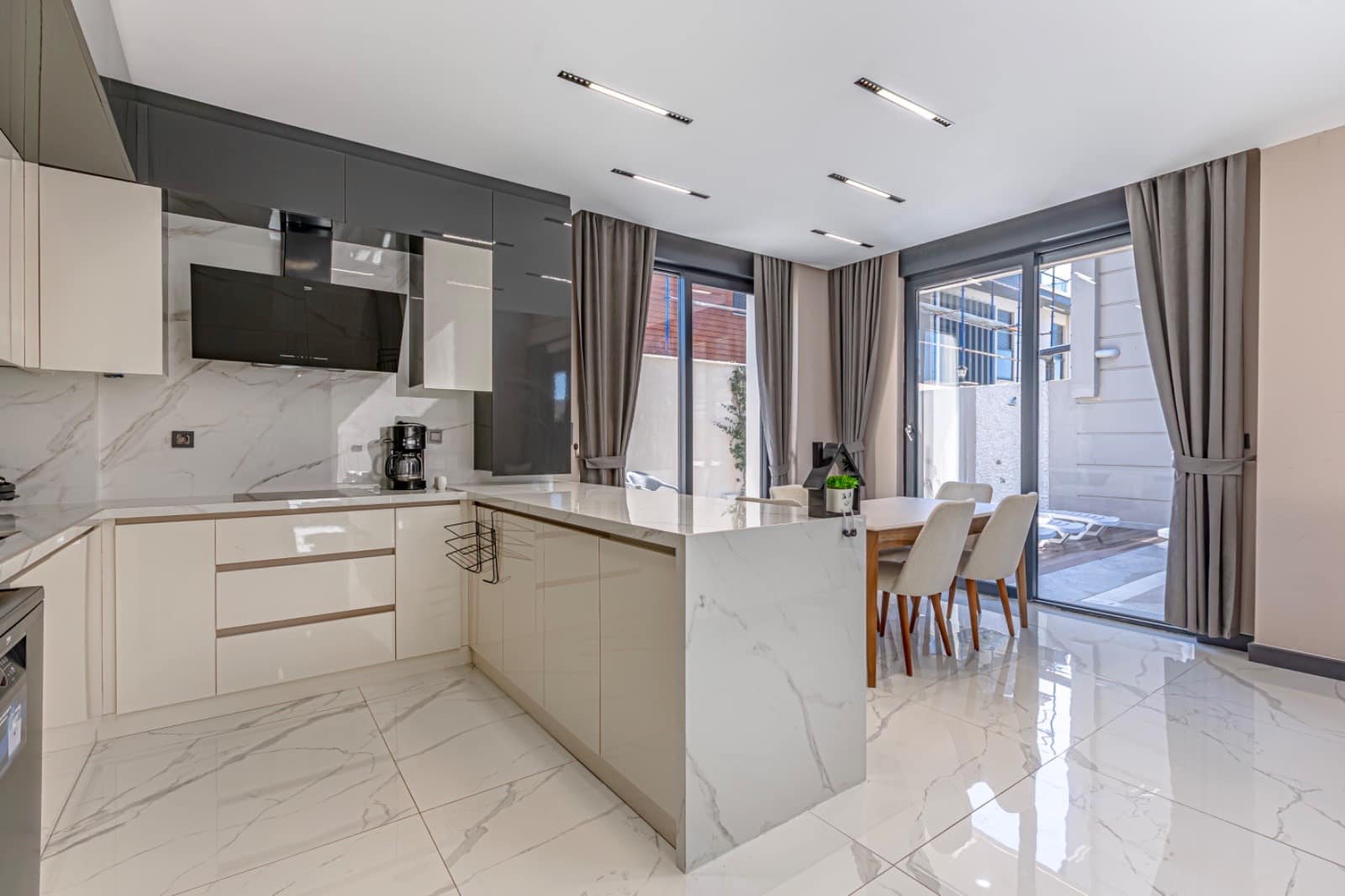 0ab4ad9f-be14-4db4-a709-014557755cb6