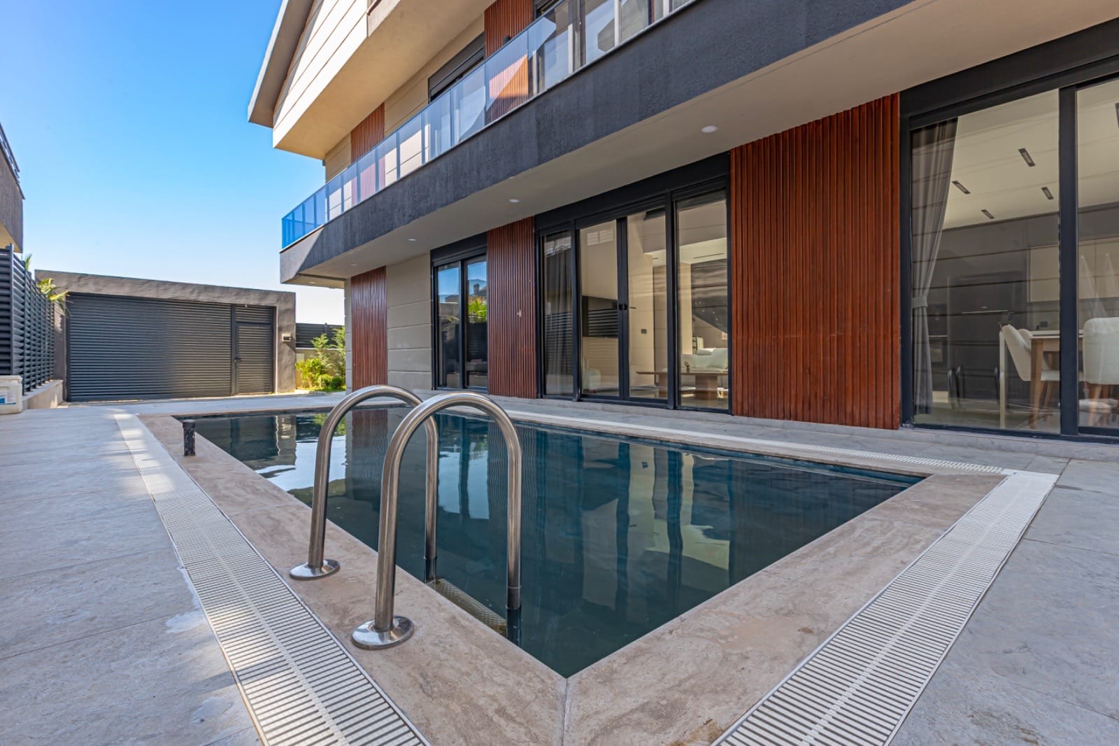 182392cd-d7da-4fa5-ac9d-69b7f6962a7f