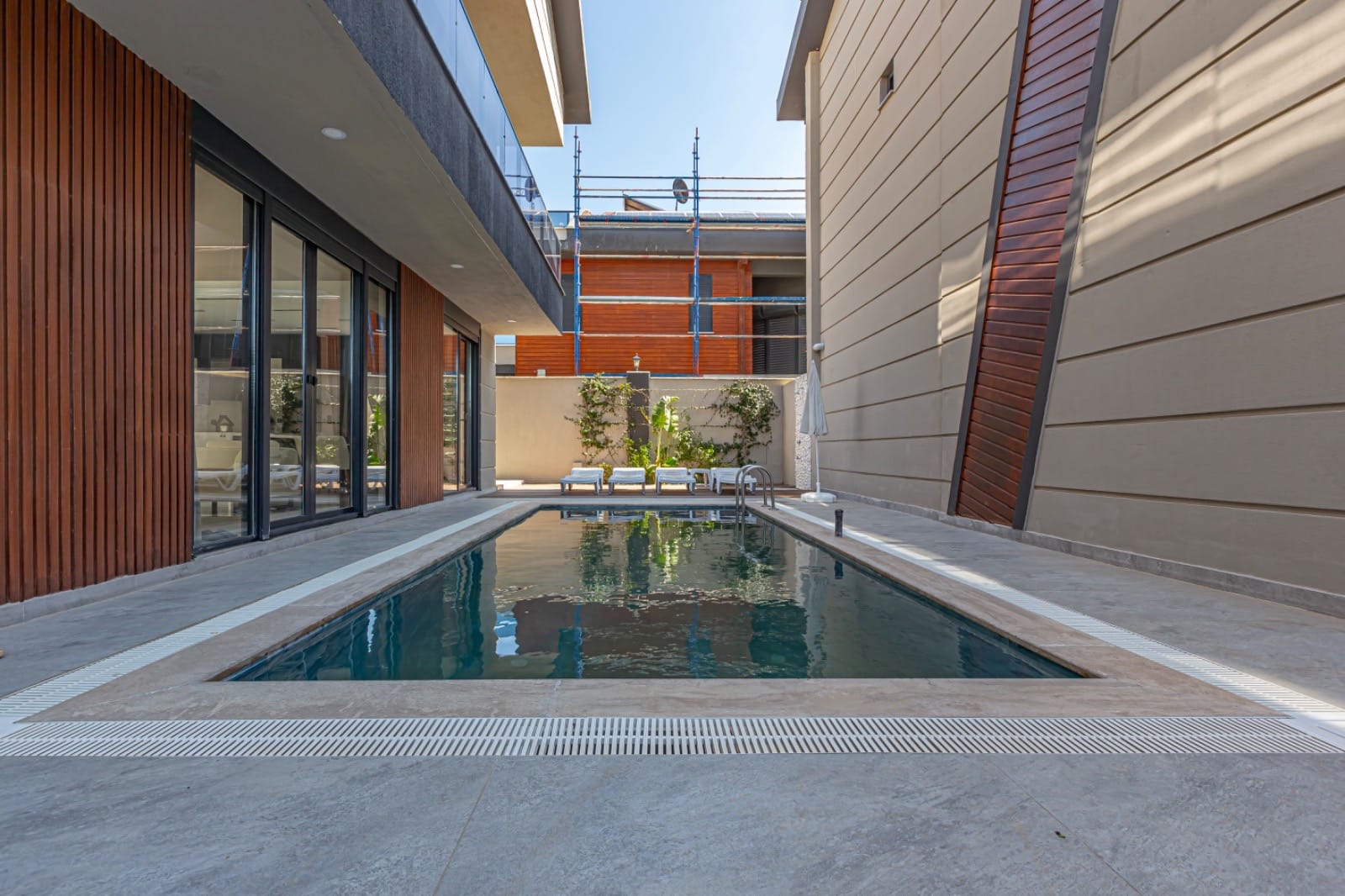 24da6a49-5b44-4cfd-9272-741a6ea0eb84