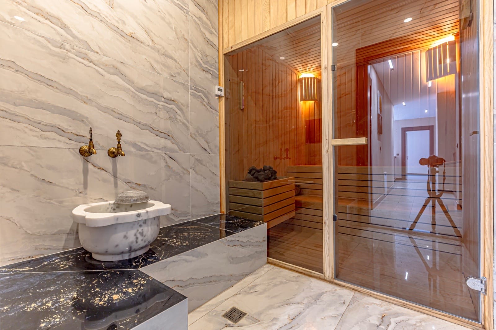 4bdb7cd0-bad0-4c69-bef1-b2f157a83786