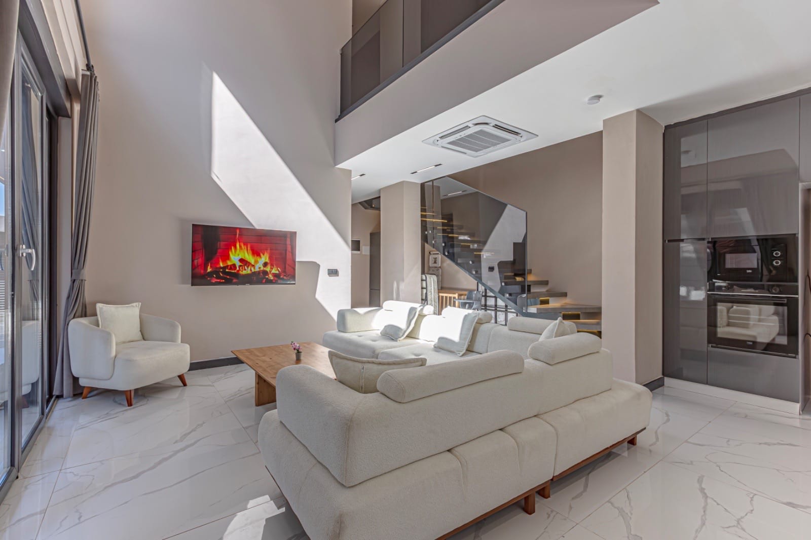 6661bc6e-8491-4634-8f2c-16504e2d9426