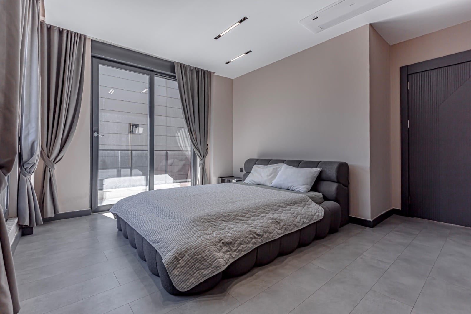 71a50fdc-d2eb-4ef6-82ce-dcc430c5abfd