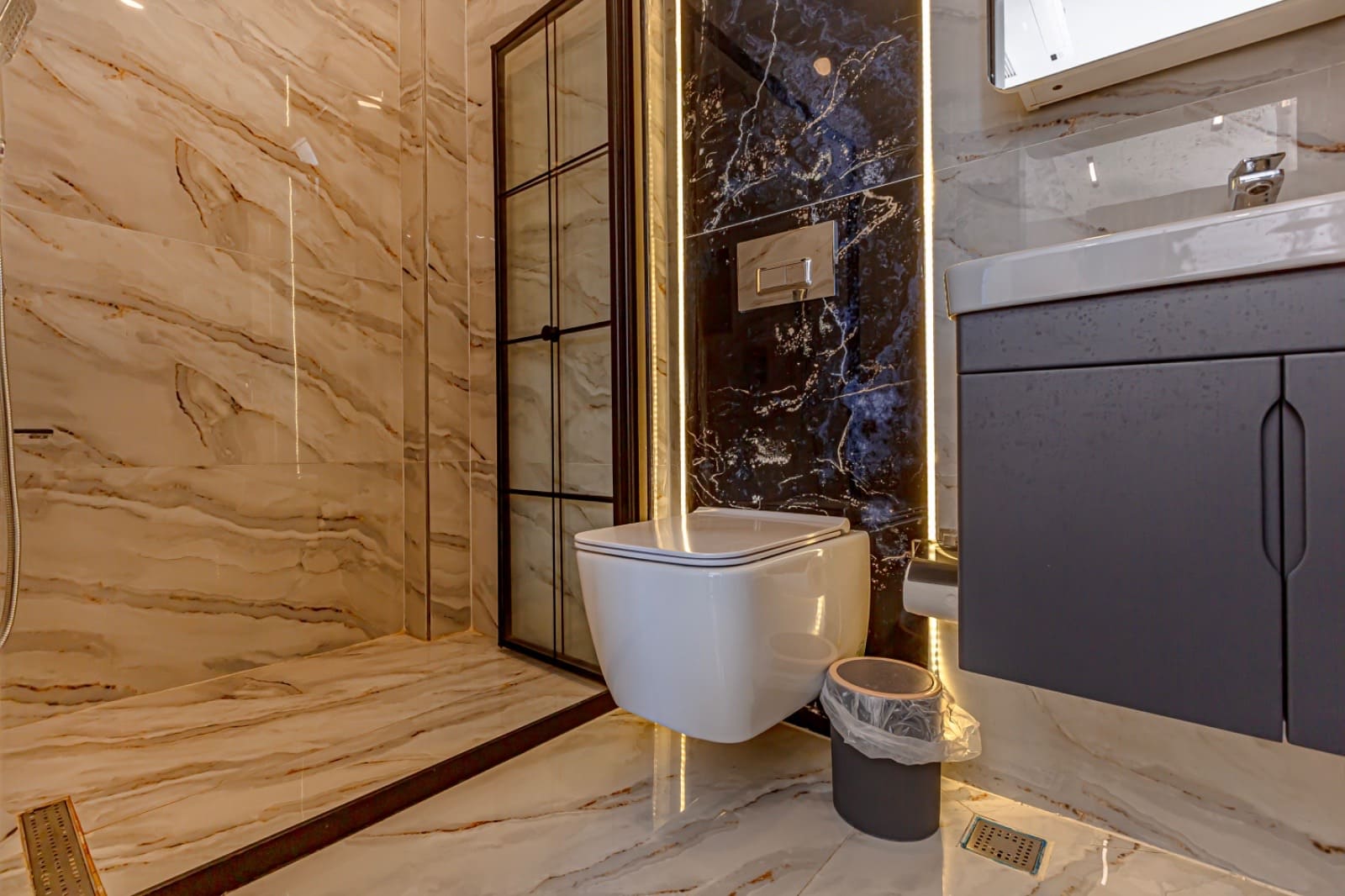 d75c930b-0313-49f8-9e8f-dda7aeb128d4