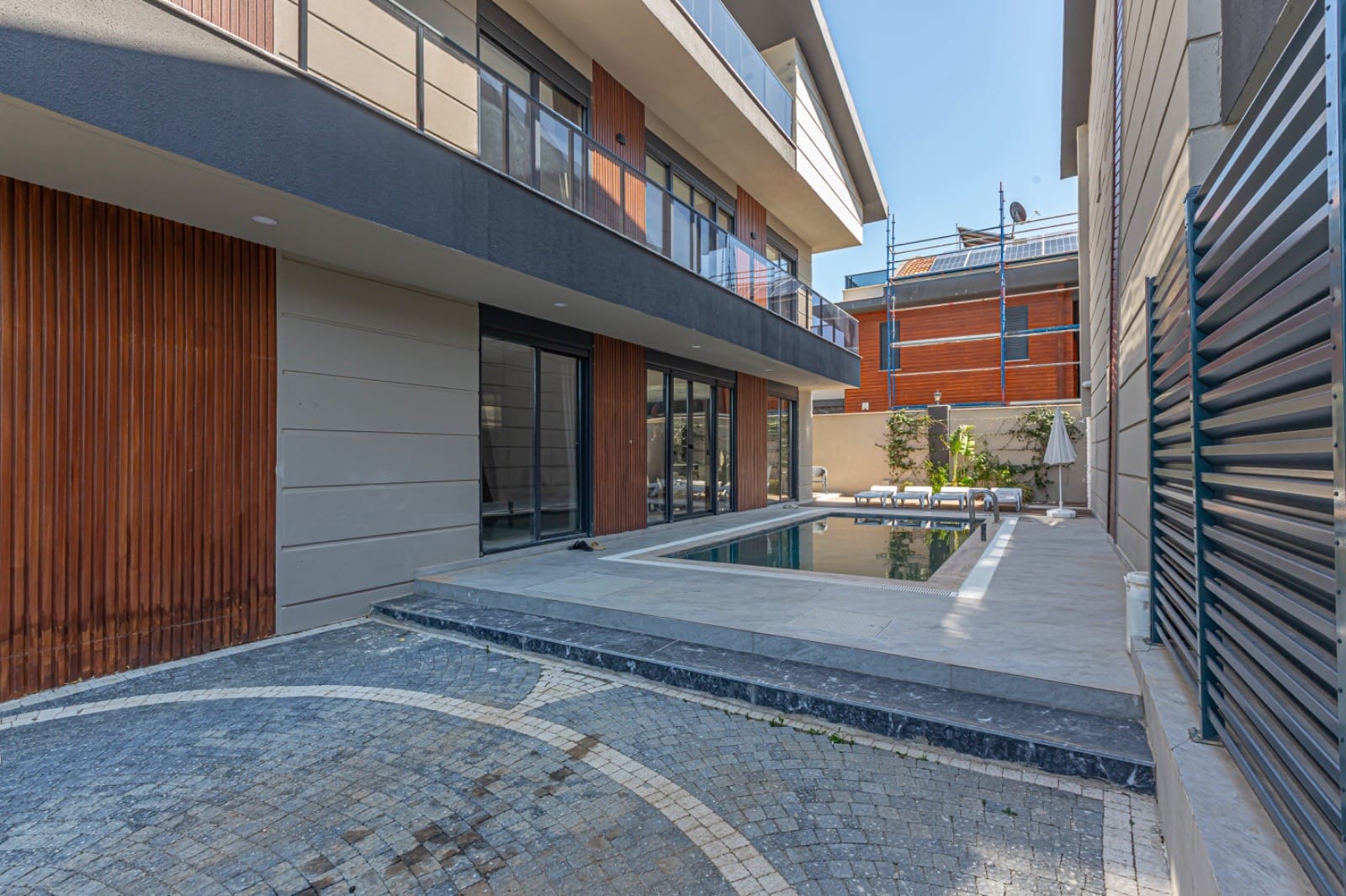 ddf3c7e6-01d7-4df1-9270-29cf767935cc