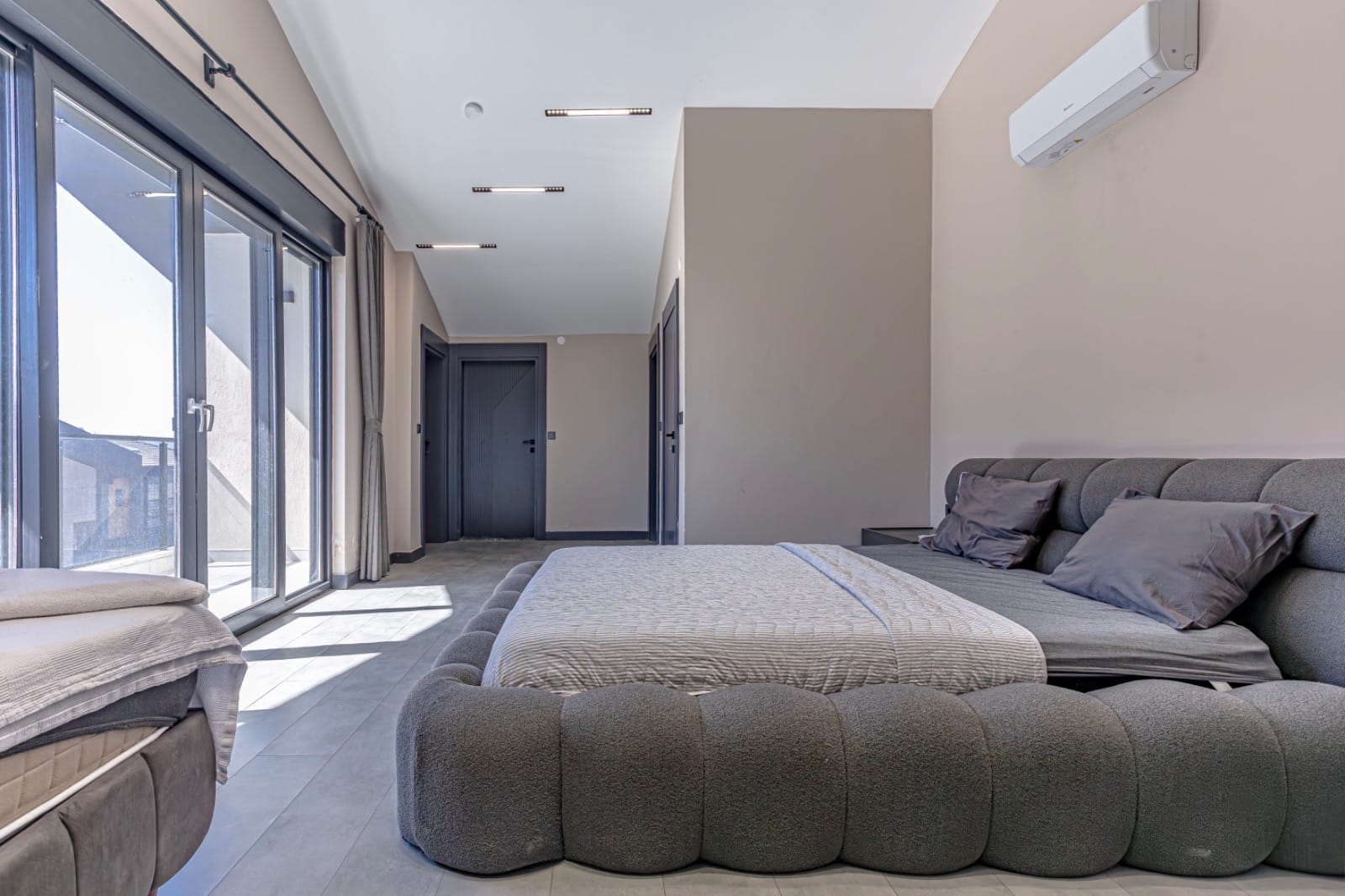 e03dfc57-799f-4ad3-a20d-aae74b218ed3