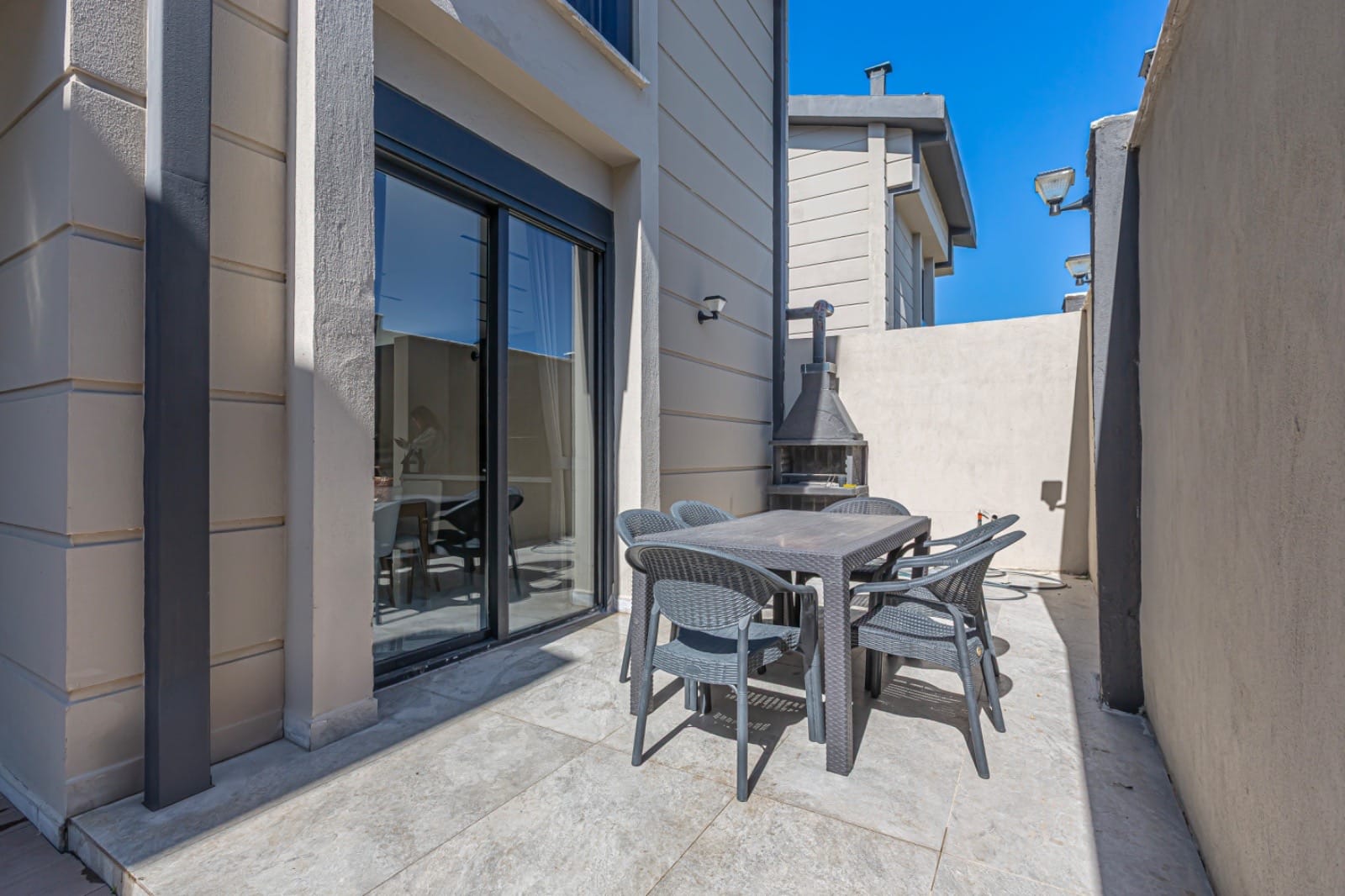 f4d0122d-6ce1-44e9-bd19-ab665f6f3c87