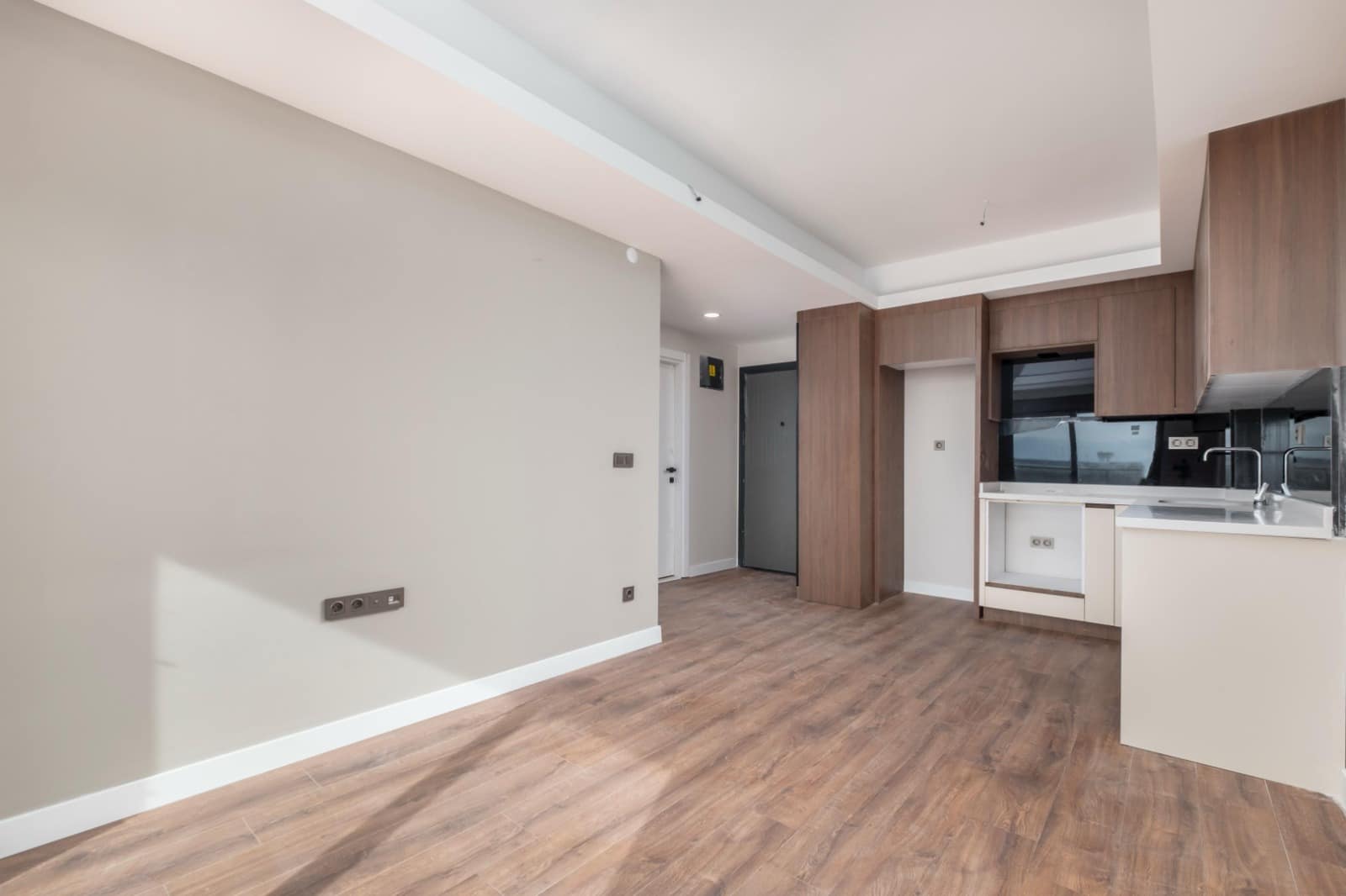 Alesta Garden Sitesi Ara Kat Satılık 1+1 Daire (12)
