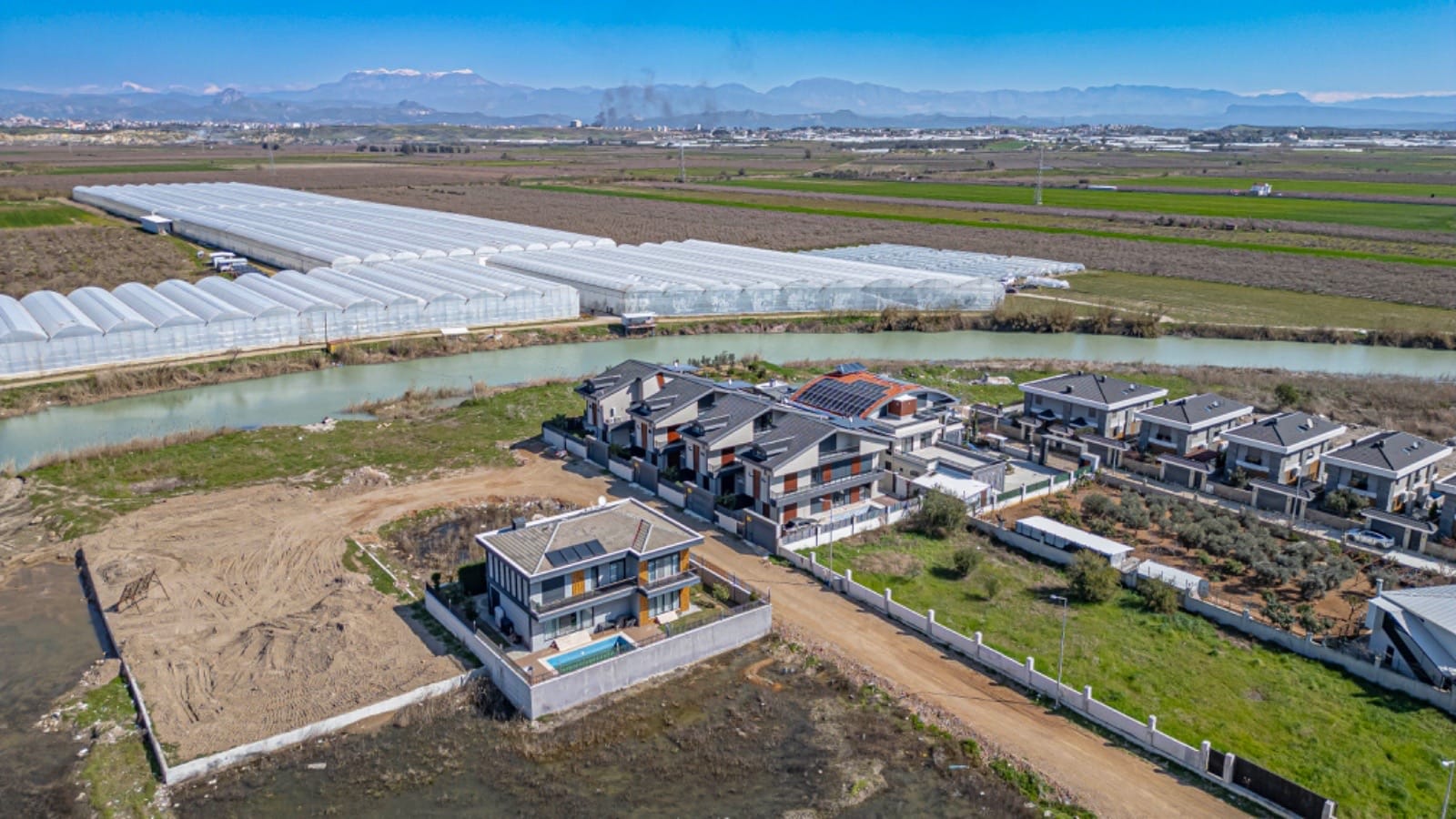 0087211c-ad4f-43d8-8d5e-93520948151d