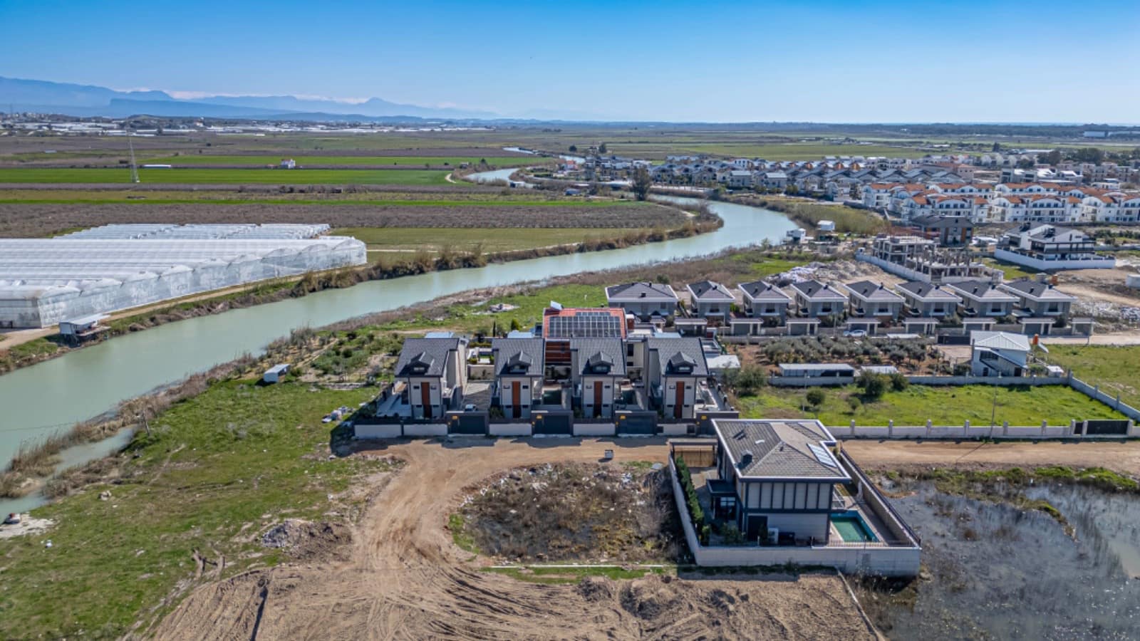 3fbdf051-3158-401b-b614-b70e6ee5785a