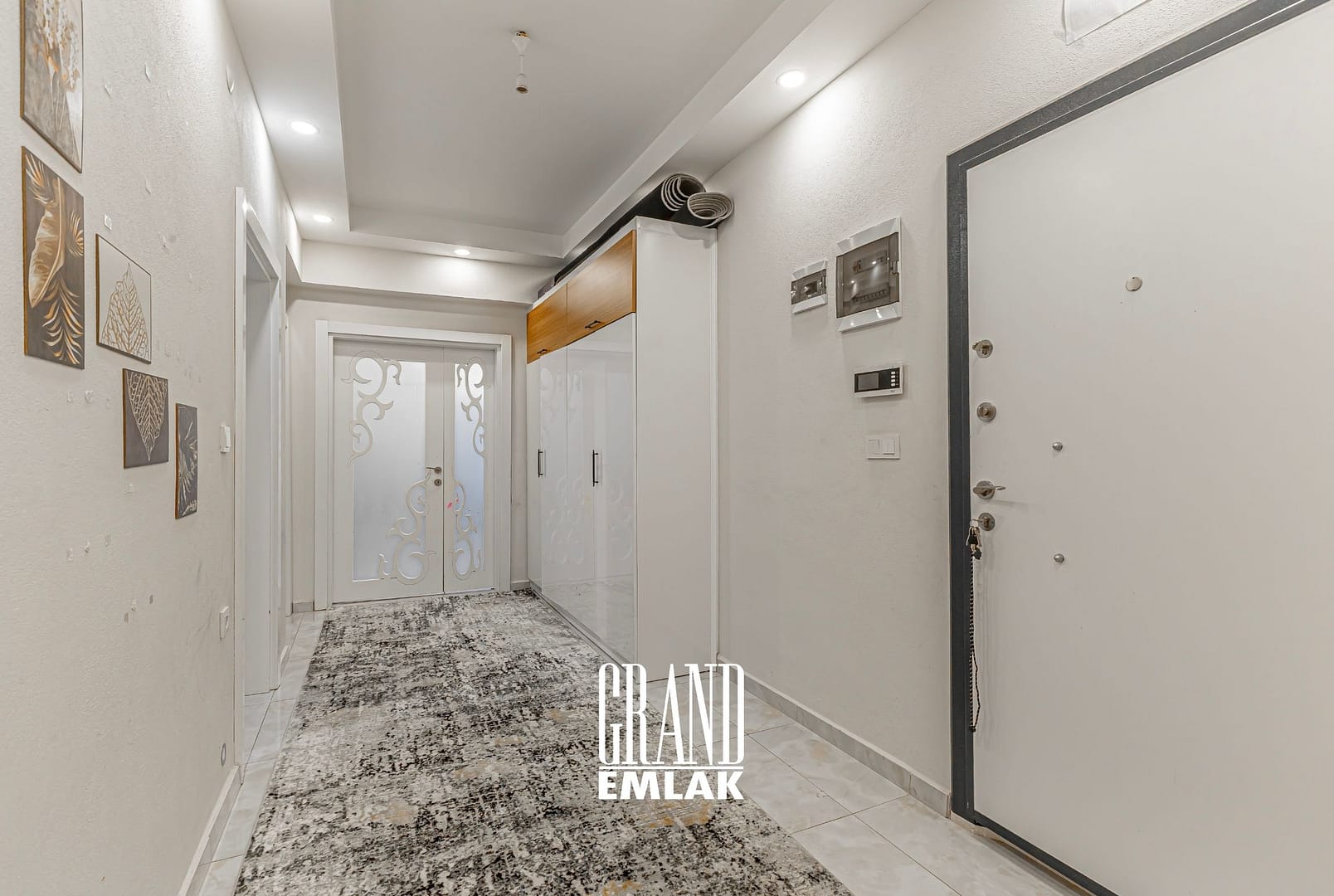 Döşemealtı Kırkgöz’de Müstakil ve Özel havuzlu Satılık 8+2 Villa (12)