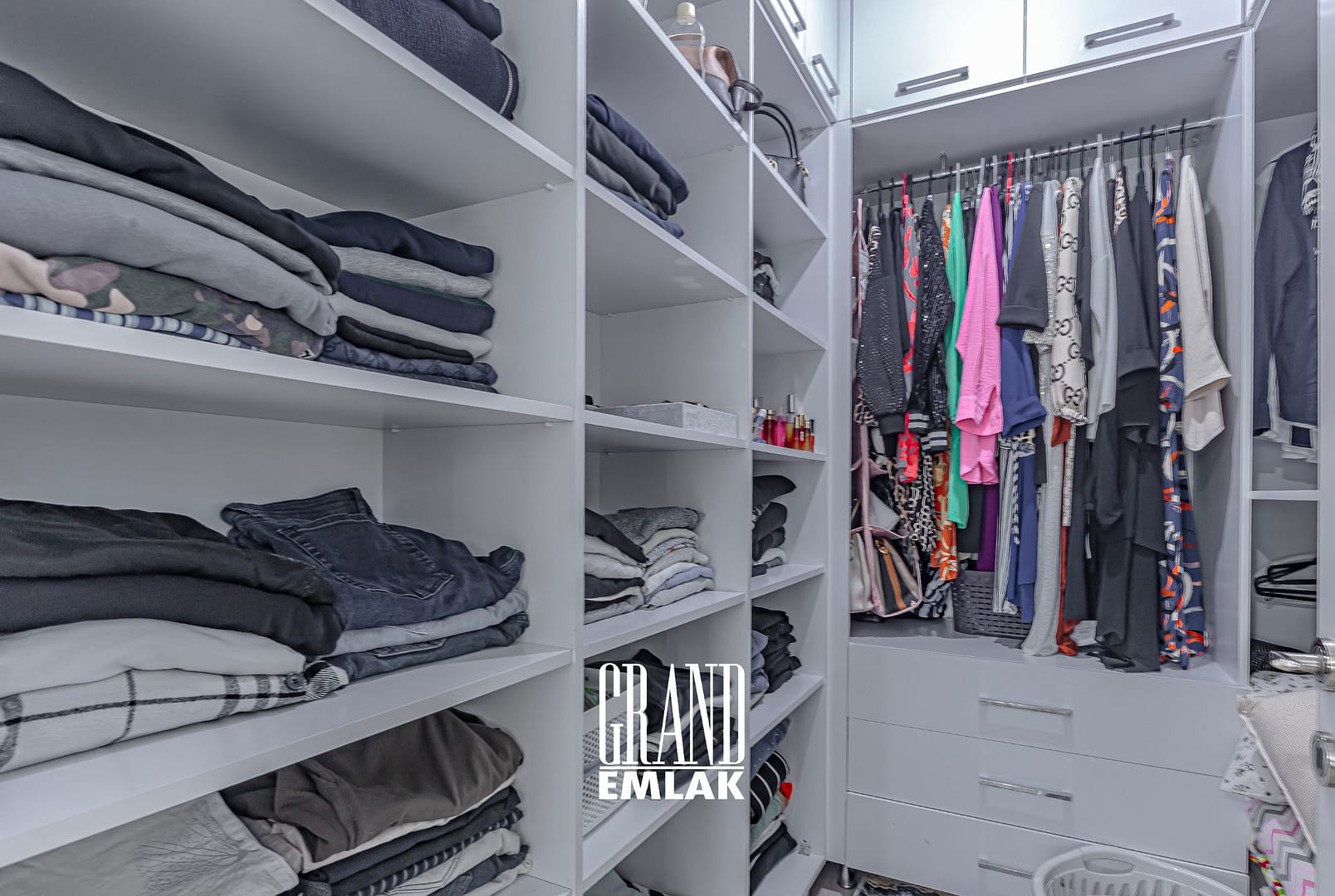 Döşemealtı Kırkgöz’de Müstakil ve Özel havuzlu Satılık 8+2 Villa (27)