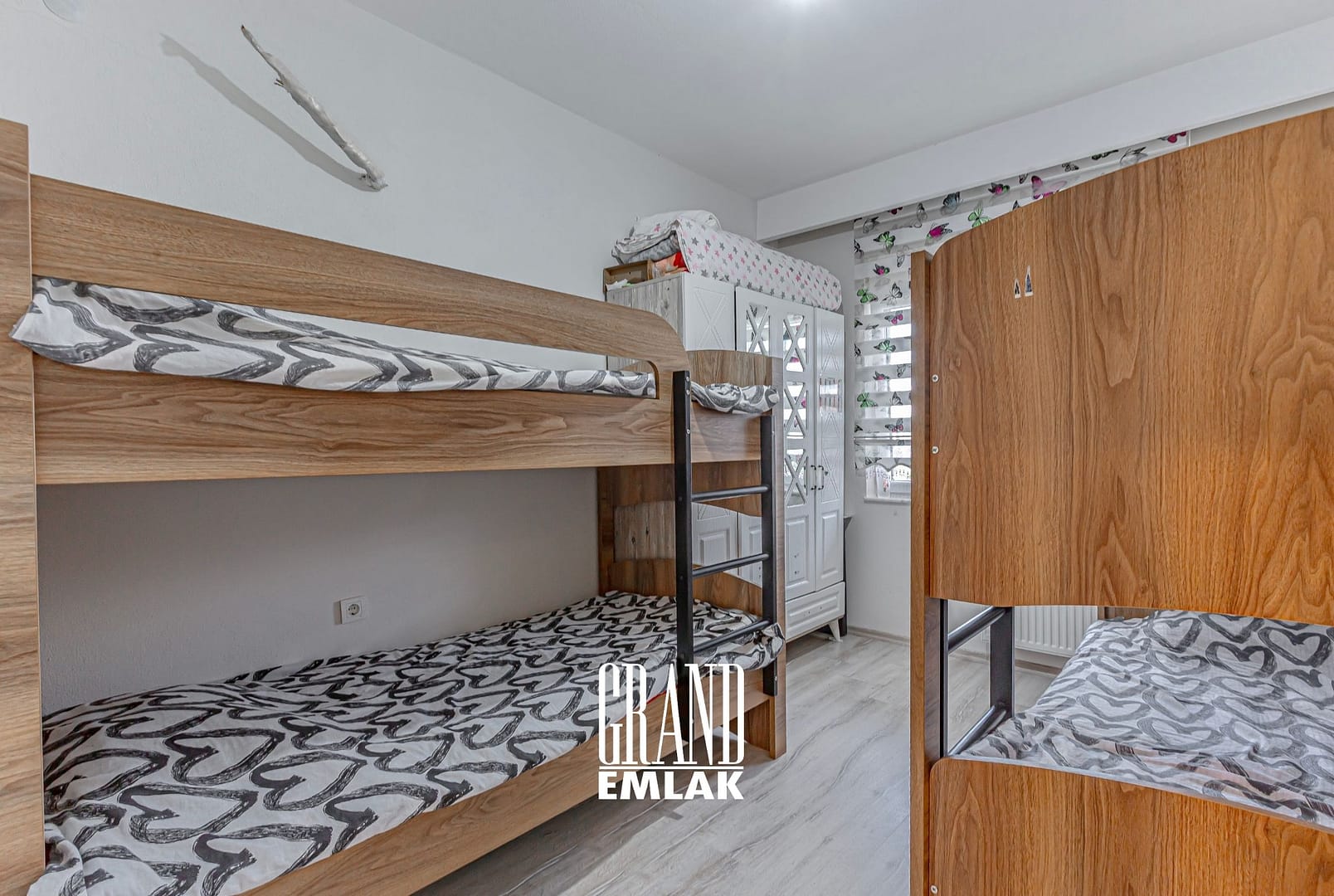 Döşemealtı Kırkgöz’de Müstakil ve Özel havuzlu Satılık 8+2 Villa (32)