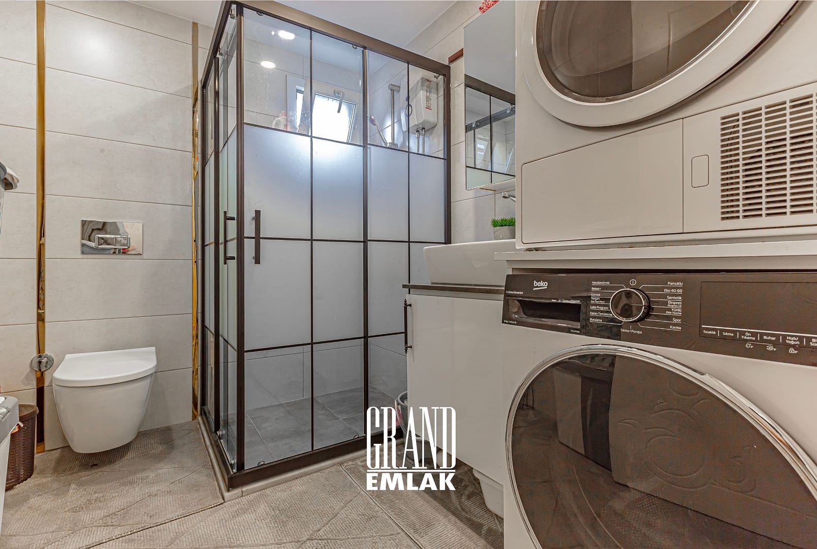 Döşemealtı Kırkgöz’de Müstakil ve Özel havuzlu Satılık 8+2 Villa (33)