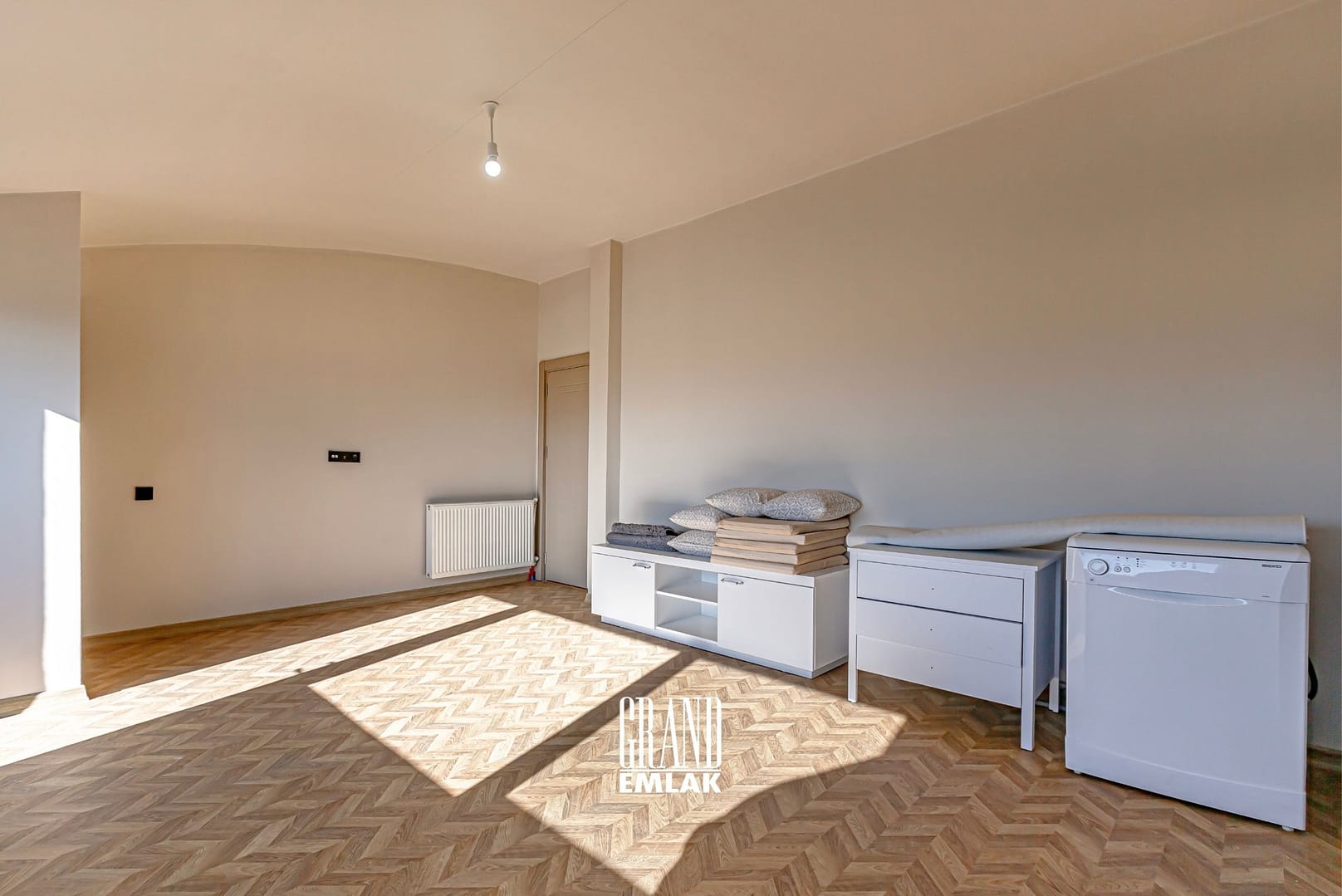 Antalya, Döşemealtı Odabaşı’nda Satılık 6+1 Havuzlu Lüks Villa (20)