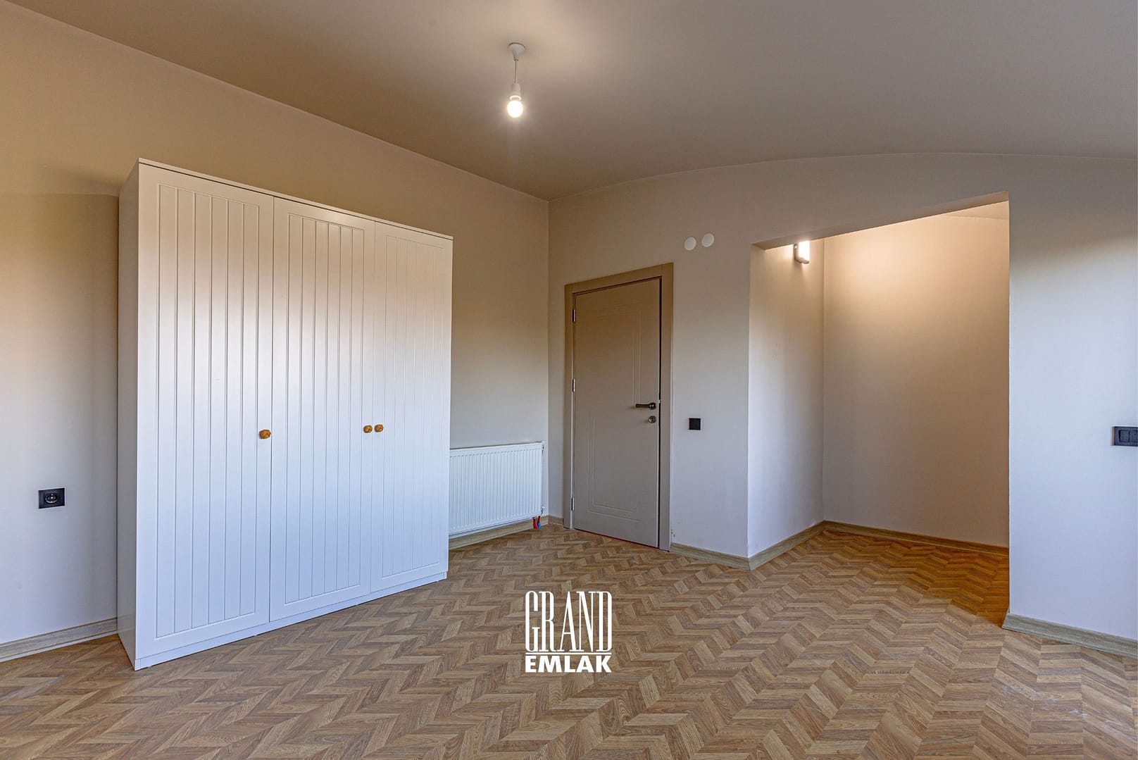 Antalya, Döşemealtı Odabaşı’nda Satılık 6+1 Havuzlu Lüks Villa (23)