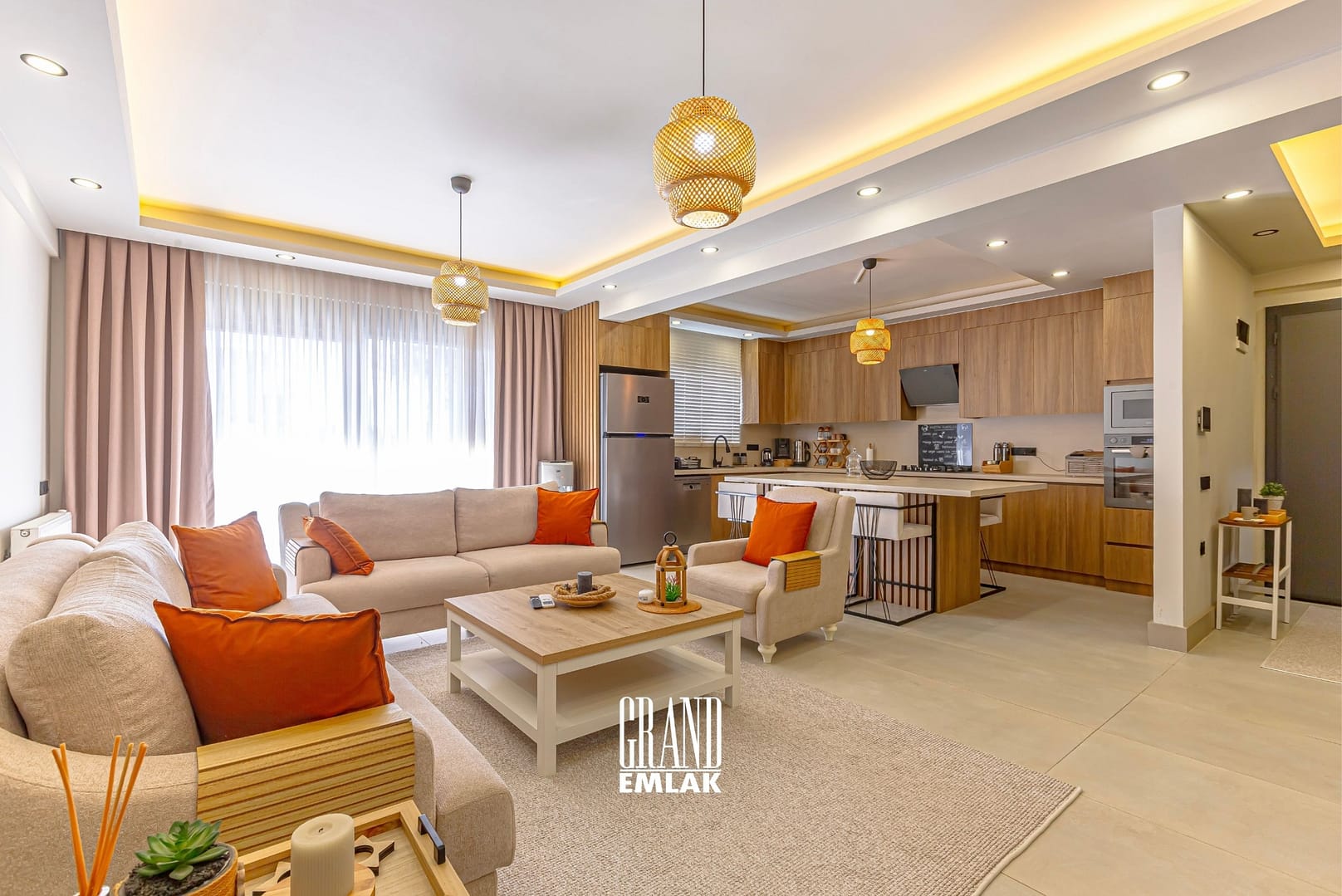 Antalya, Döşemealtı Odabaşı’nda Satılık 6+1 Havuzlu Lüks Villa (5)