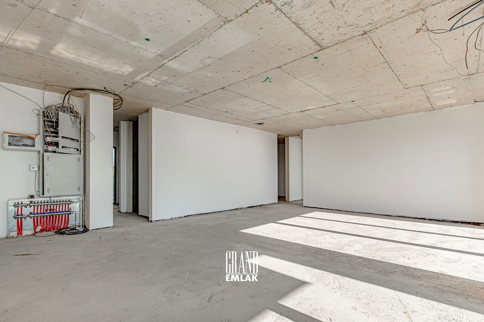 ALARA LOFT’TA DENİZ MANZARALI, KATTA TEK 5+1 SATILIK DAİRE lg (12)