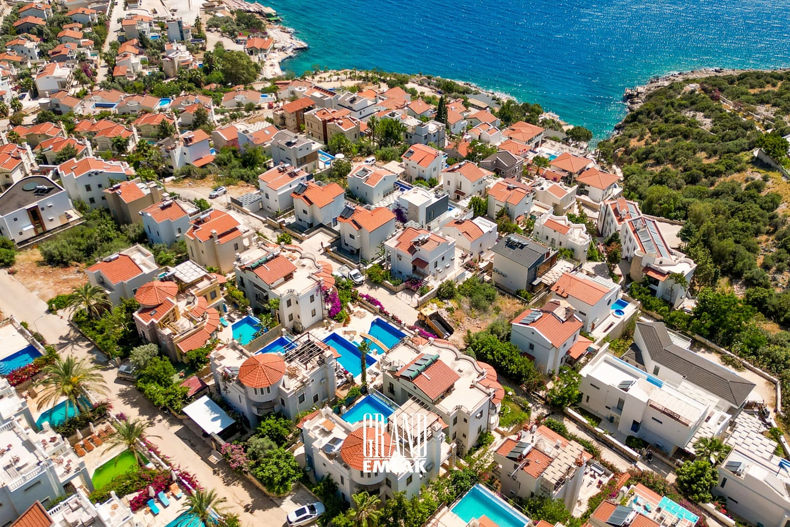 Kaş, Kalkan’da Panoramik Deniz Manzaralı Satılık Ultra Lüks 5+1 Villa (3)