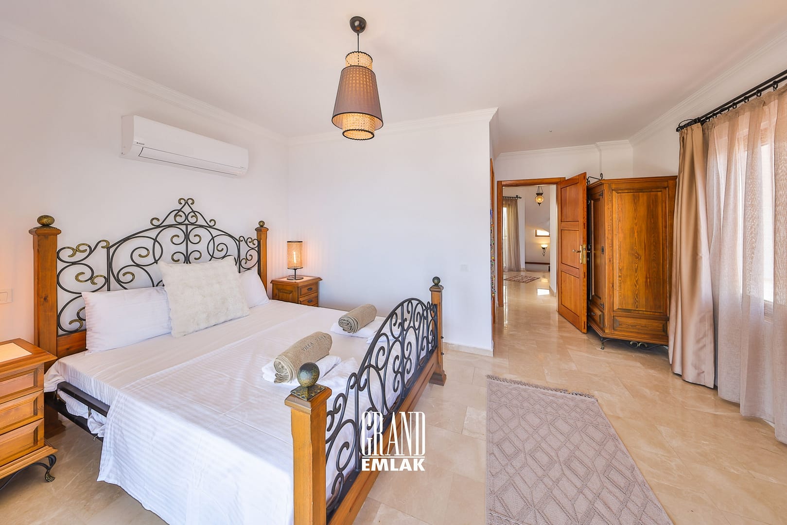 Kaş, Kalkan’da Panoramik Deniz Manzaralı Satılık Ultra Lüks 5+1 Villa (46)