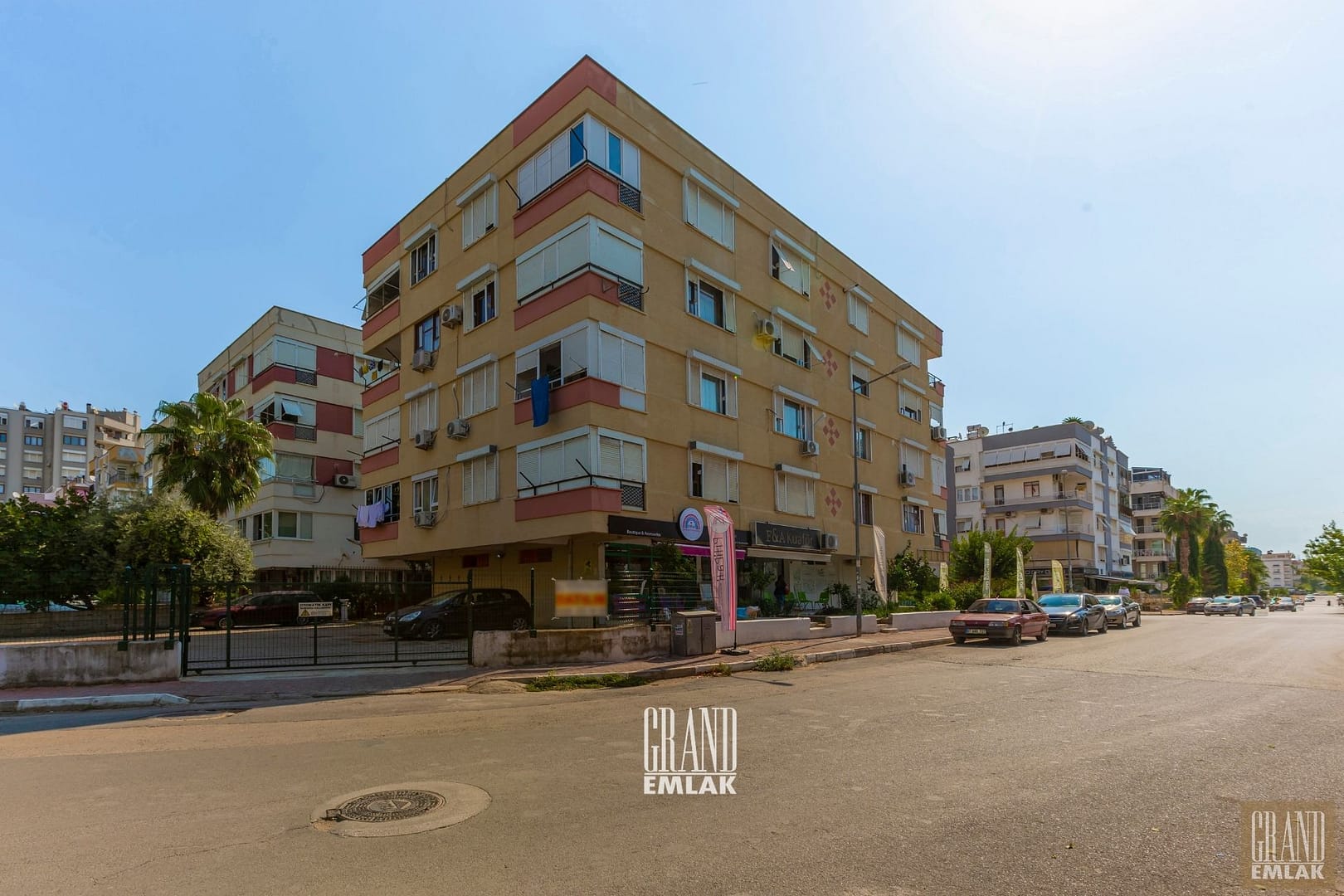 Antalya Yeşilbahçe’de Denize Yakın Satılık 3+1 Lüks Daire (43)