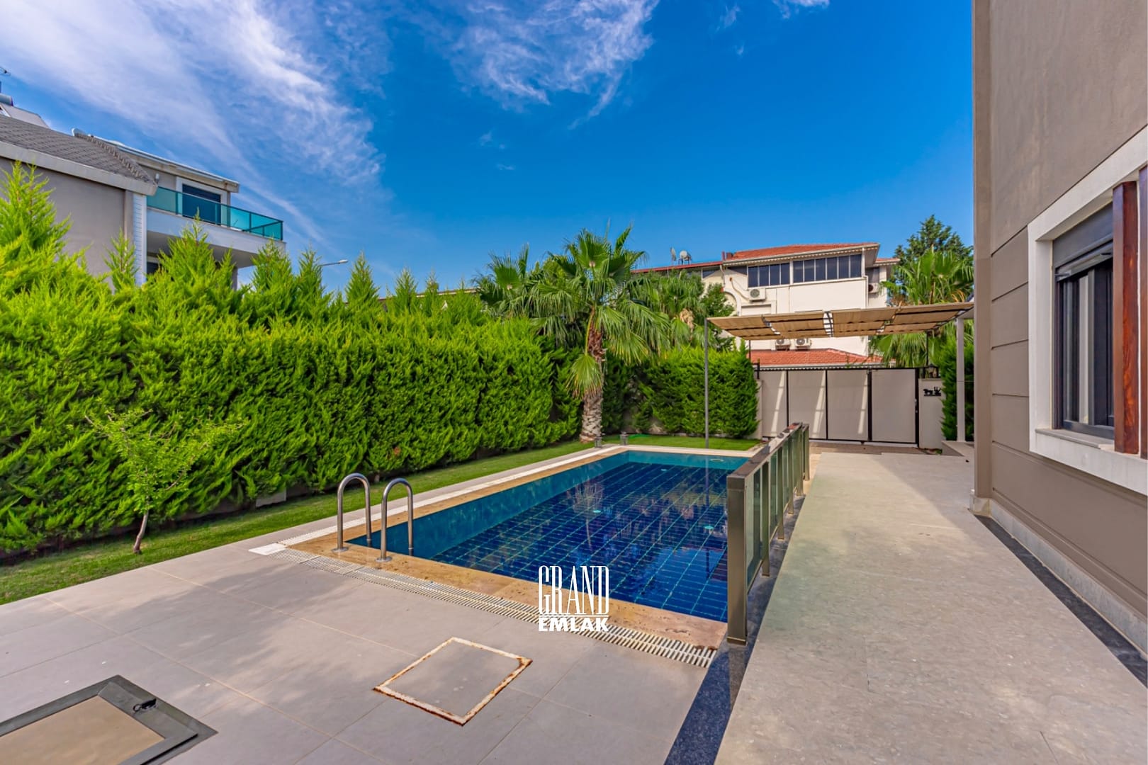 Antalya Kadriye’de Özel Havuzlu 3+1 Satılık Villa (5)