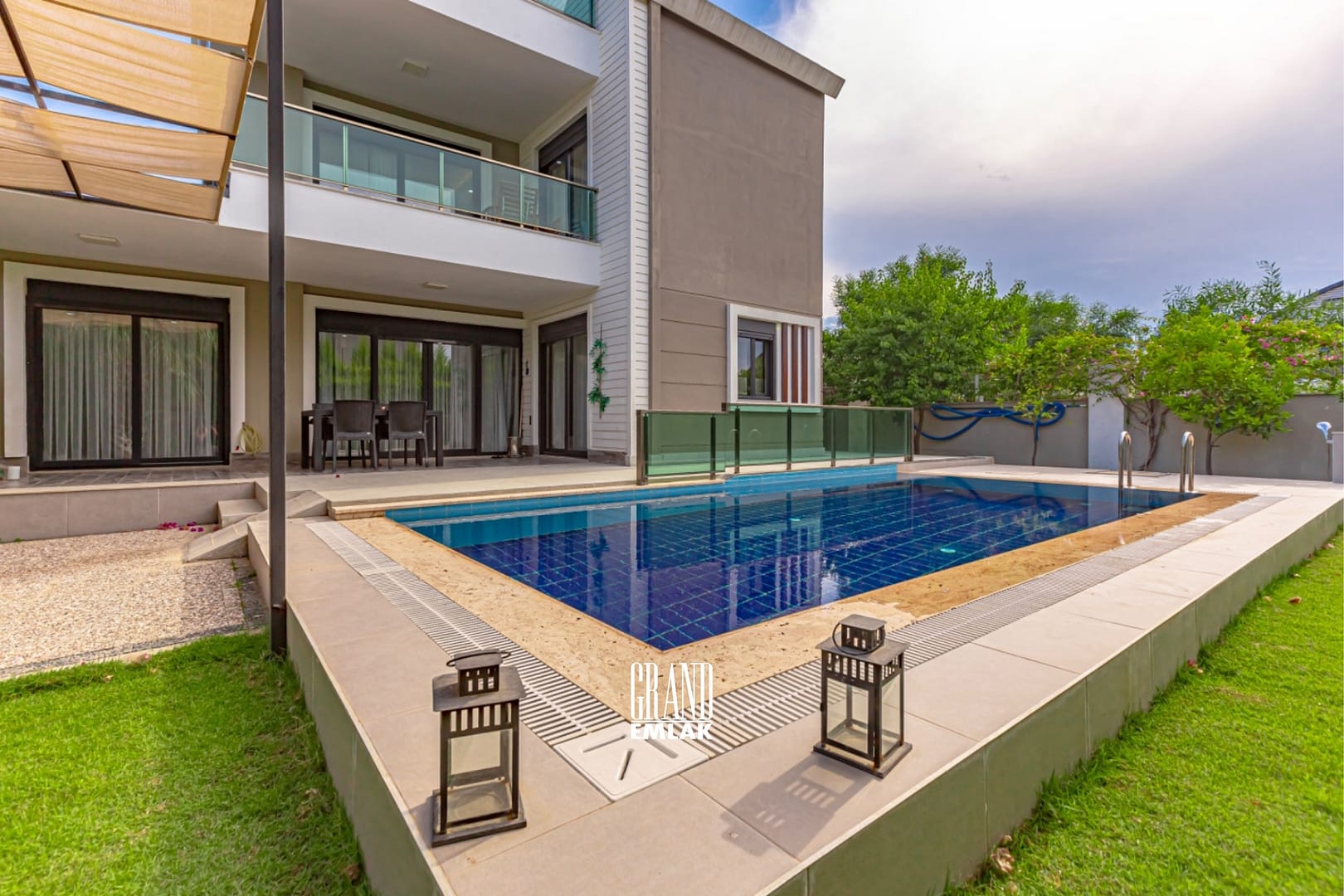 Antalya Kadriye’de Özel Havuzlu 3+1 Satılık Villa (6)