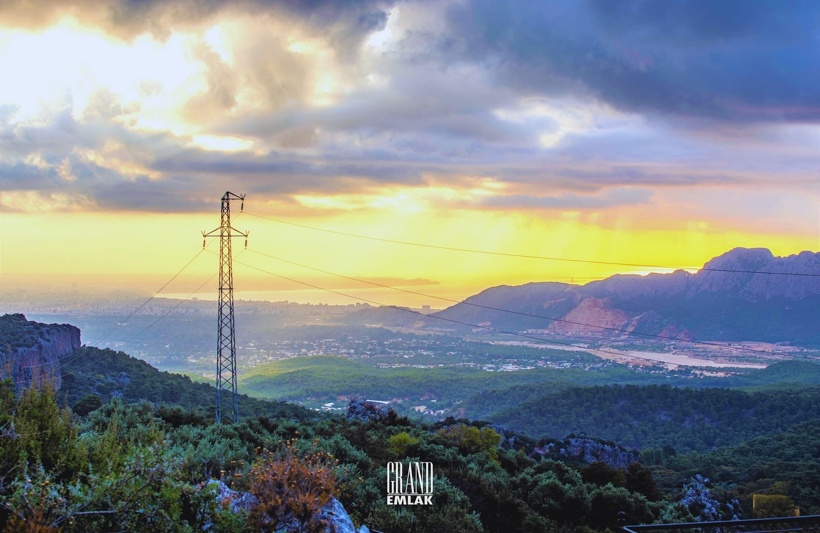 satılık villa ve 9,4 dönüm arazi logolu (10)