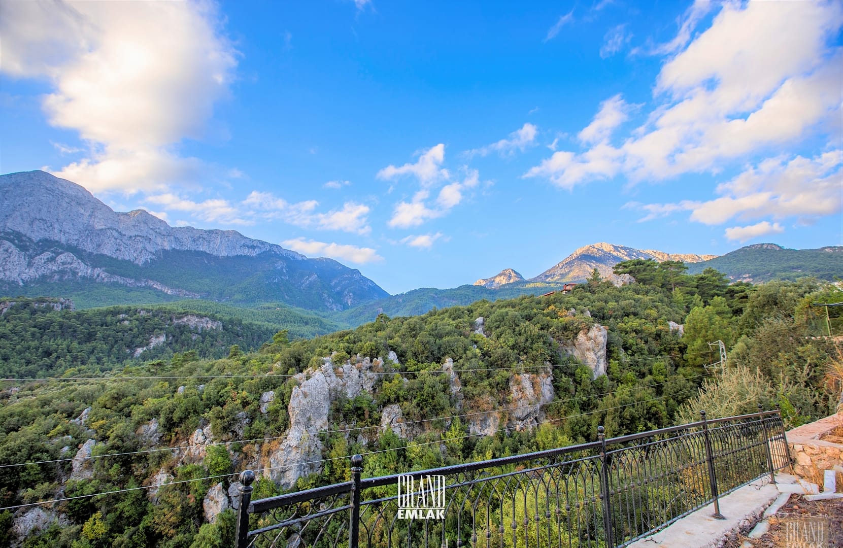satılık villa ve 9,4 dönüm arazi logolu (11)