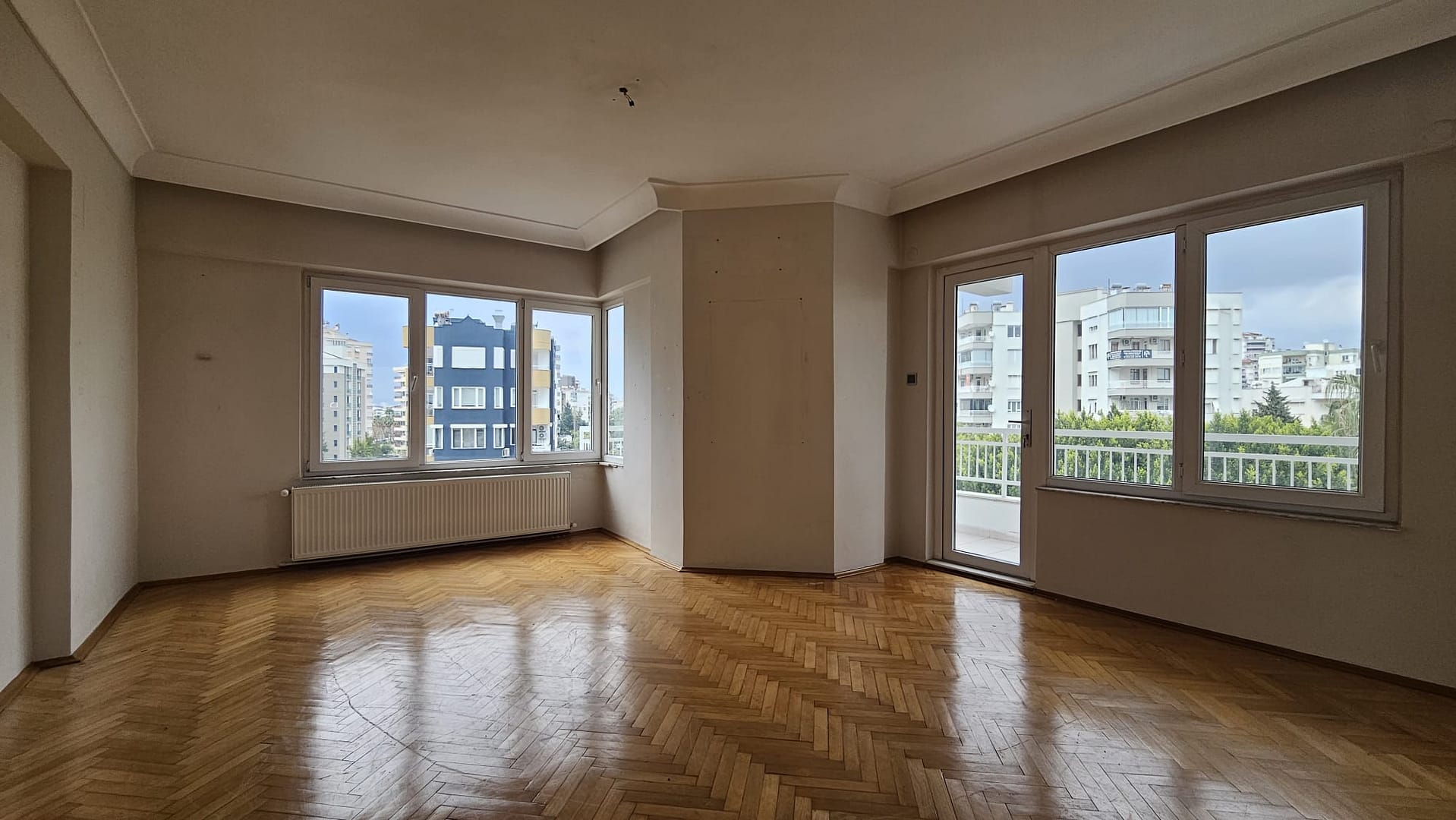 011600a1-f4aa-4e5d-83d5-92ad405c6586