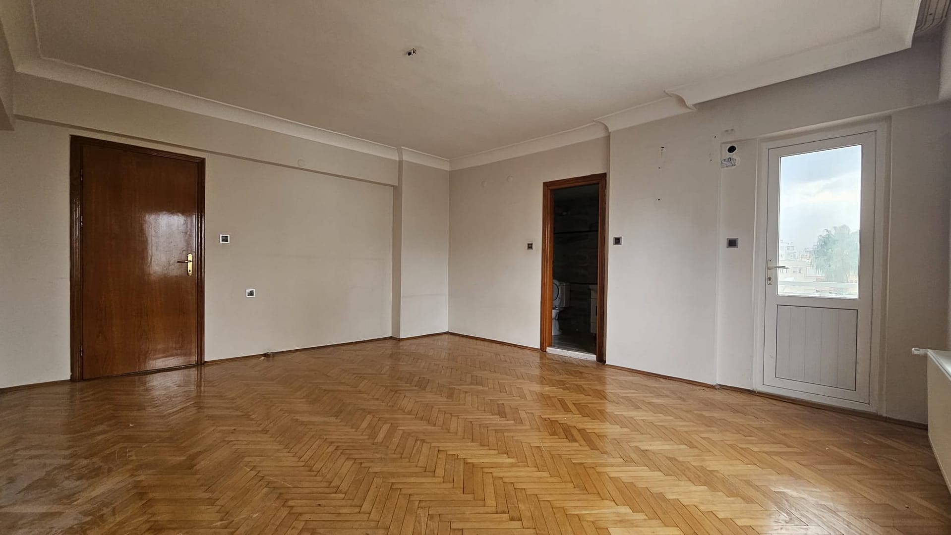 f69fba74-8b60-4f95-99d6-ce03b13a278c