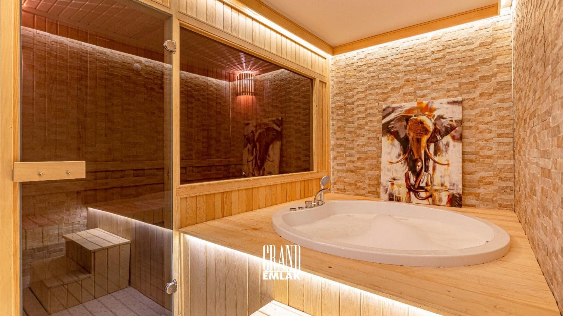 Antalya Kadriye’de, Müstakil Havuzlu Eşyalı 5+1 Satılık Villa (3)