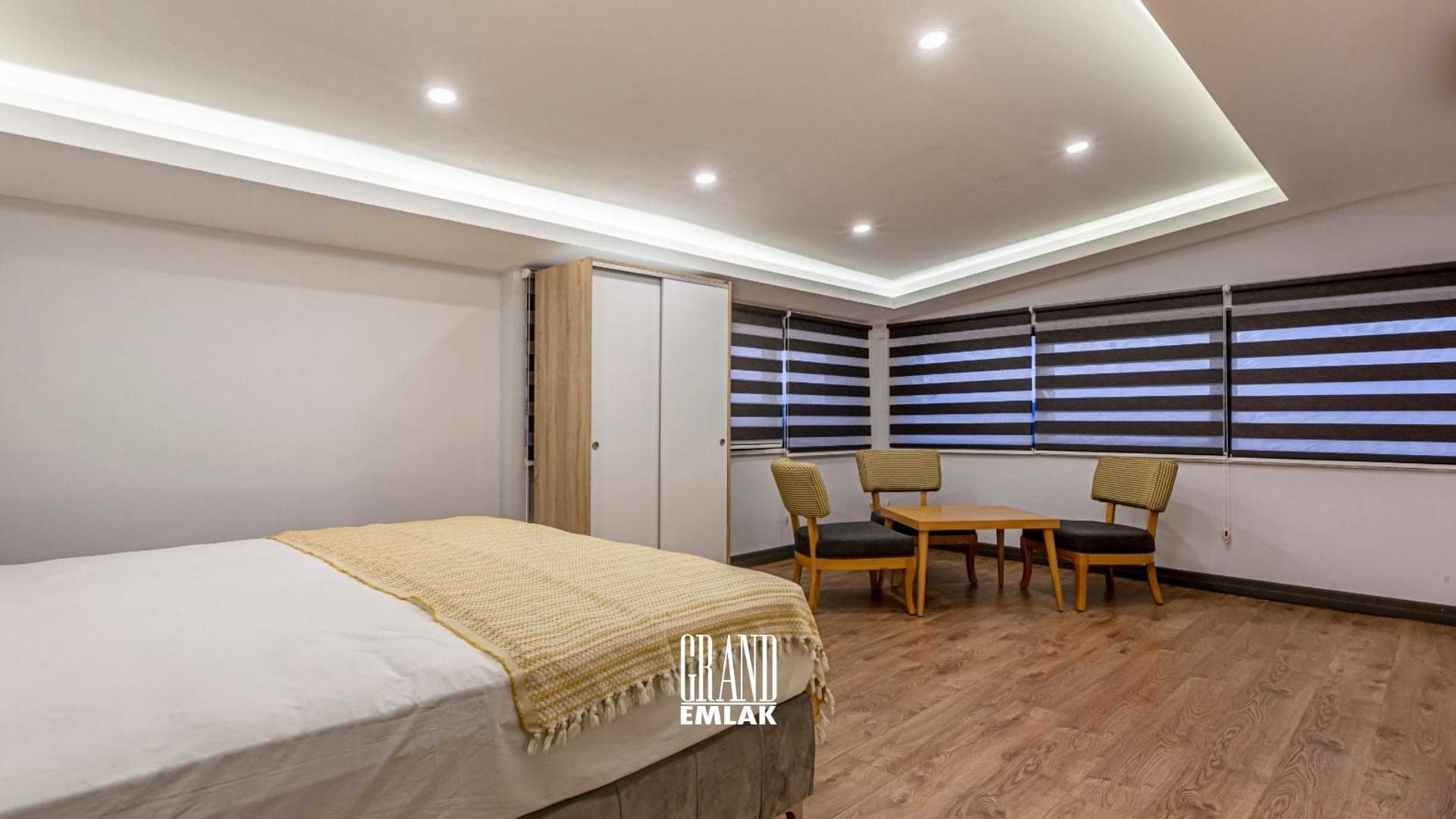 Antalya Kadriye’de, Müstakil Havuzlu Eşyalı 5+1 Satılık Villa (41)