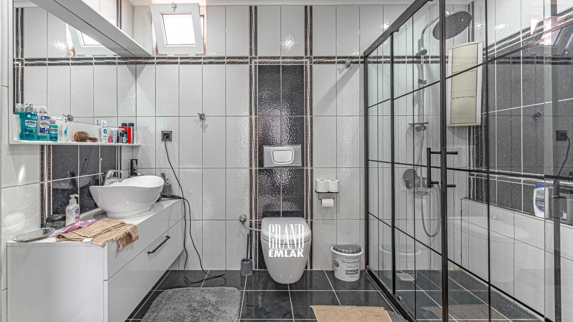 Antalya Kadriye’de, Müstakil Havuzlu ve Eşyalı 3+1 Satılık Villa (17)