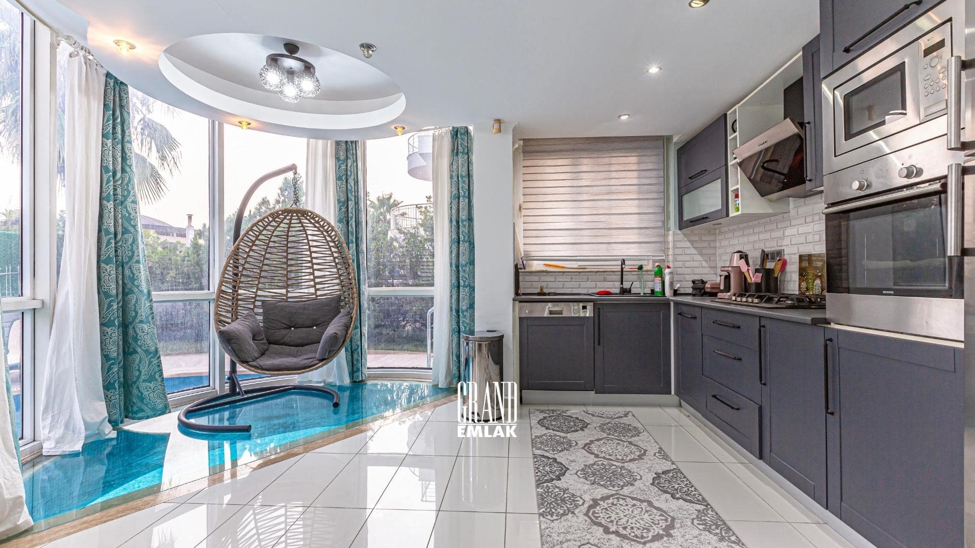 Antalya Kadriye’de, Müstakil Havuzlu ve Eşyalı 3+1 Satılık Villa (36)