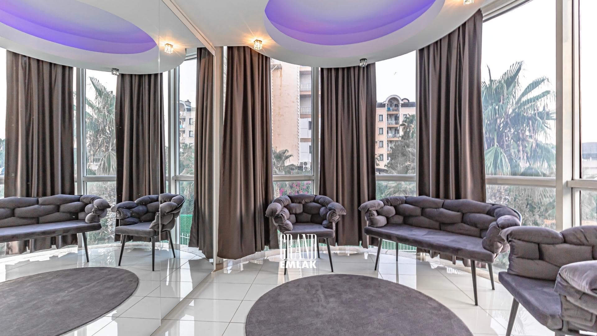 Antalya Kadriye’de, Müstakil Havuzlu ve Eşyalı 3+1 Satılık Villa (38)