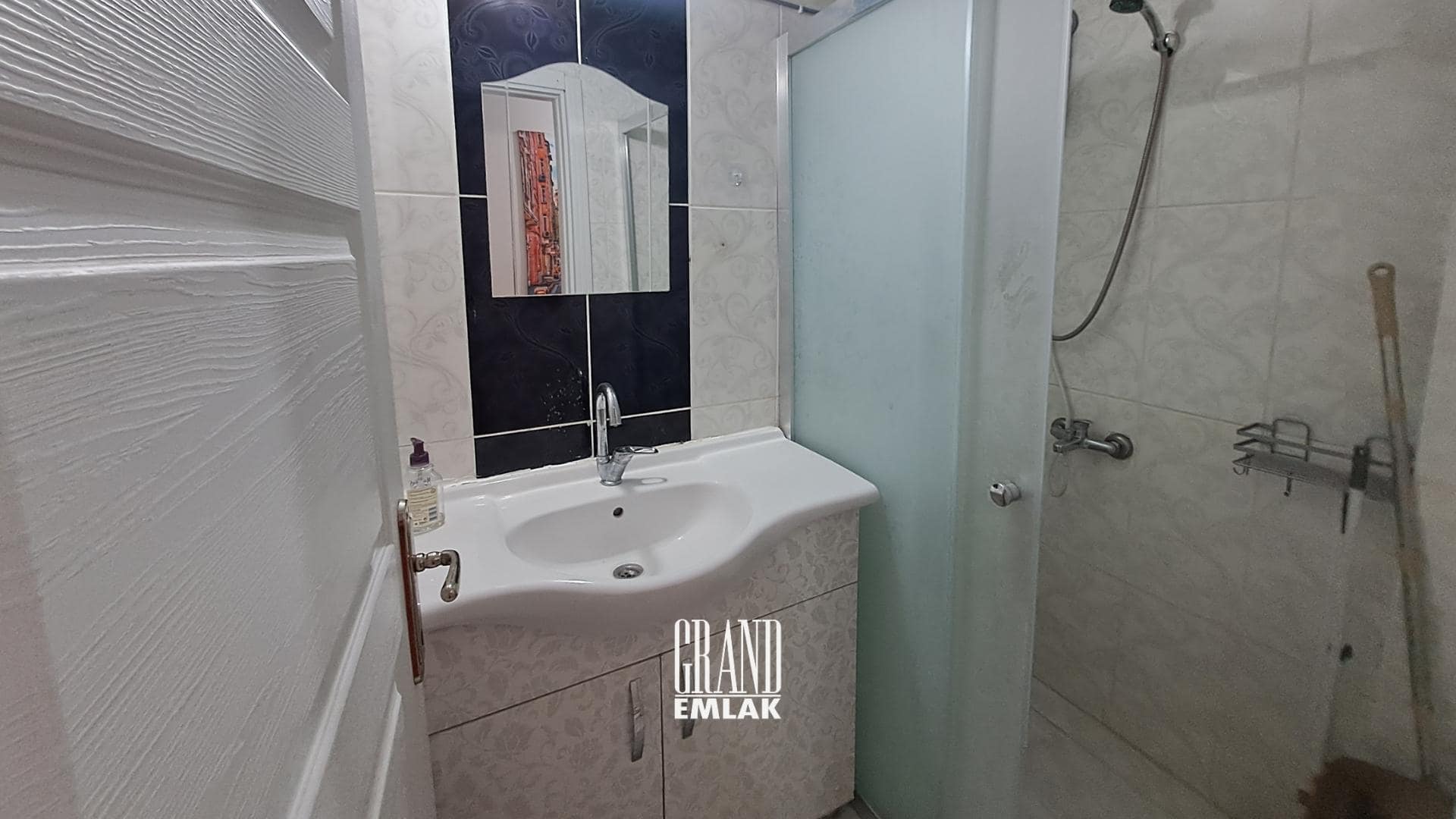 Antalya, Kızıltoprak’ta Mobilyalı 2+1 Kiralık Daire (15)