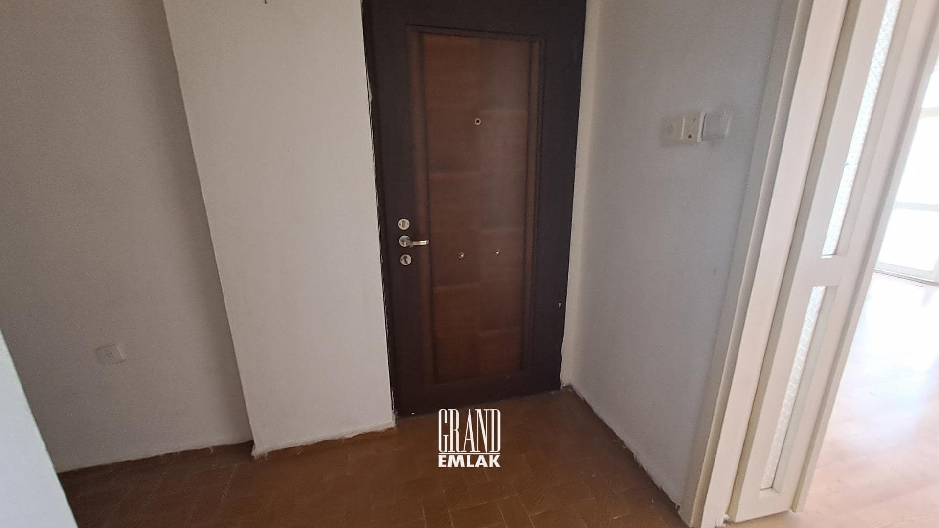 Antalya, Muratpaşa’da Üçkapılar Yakını 2+1 Kiralık Daire (natalia) (17)