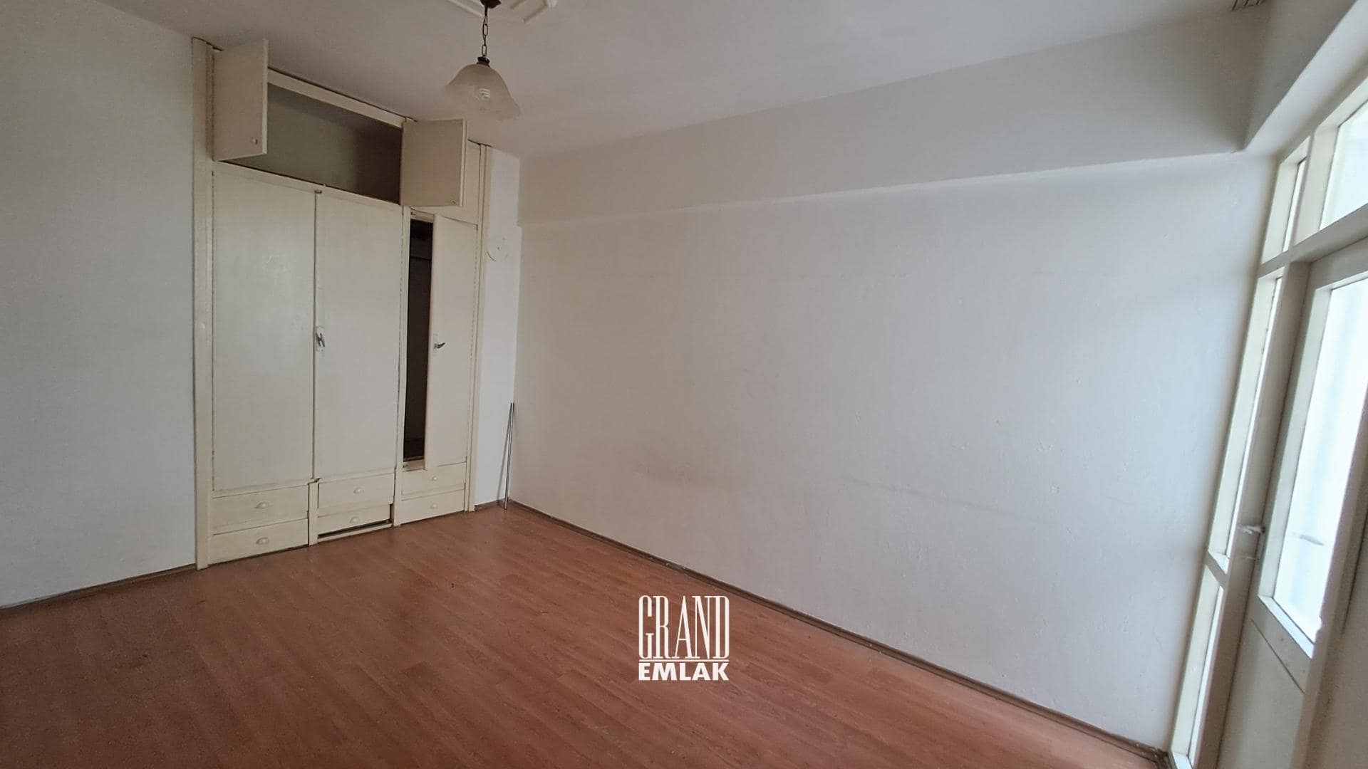 Antalya, Muratpaşa’da Üçkapılar Yakını 2+1 Kiralık Daire (natalia) (4)