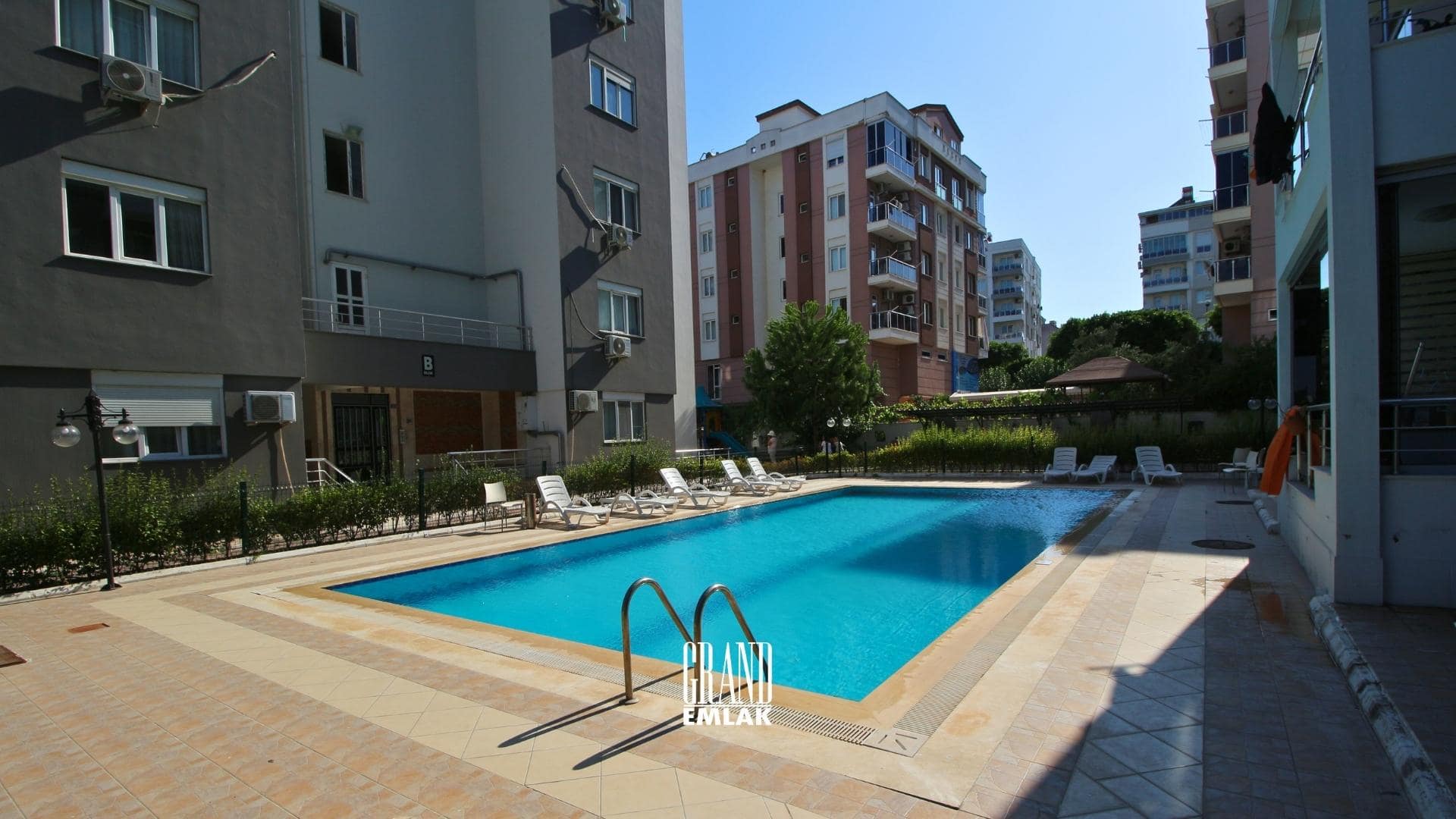 Antalya, Termessos Bulvarı’nda 2+1 Satılık Daire (MERİÇ TUANA SİTESİ) (15)